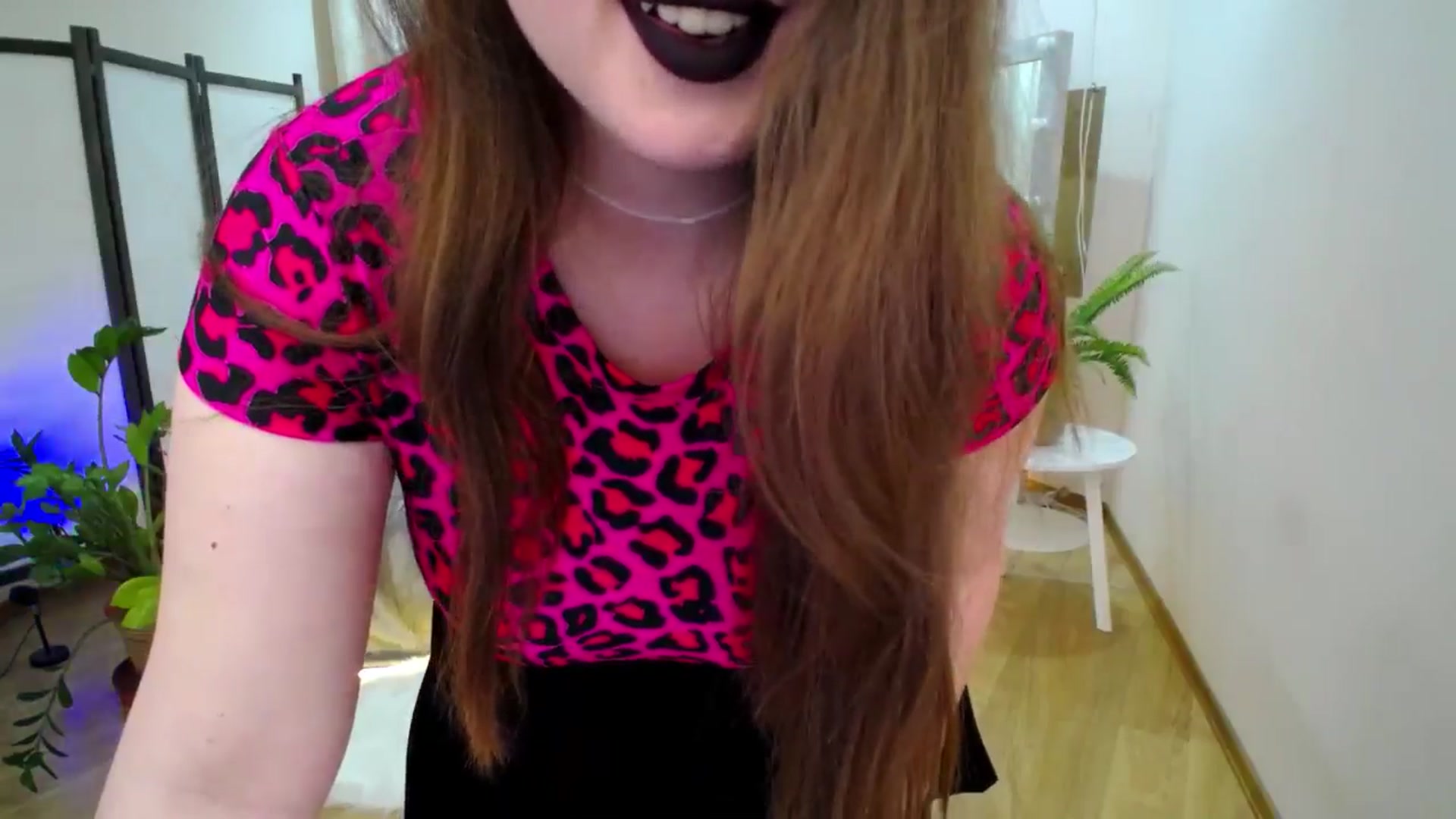 Gallery image thumbnail from AdmireMyEyes's myfreecams stream on, 06/27/2025, 19:37 image 12 of 20