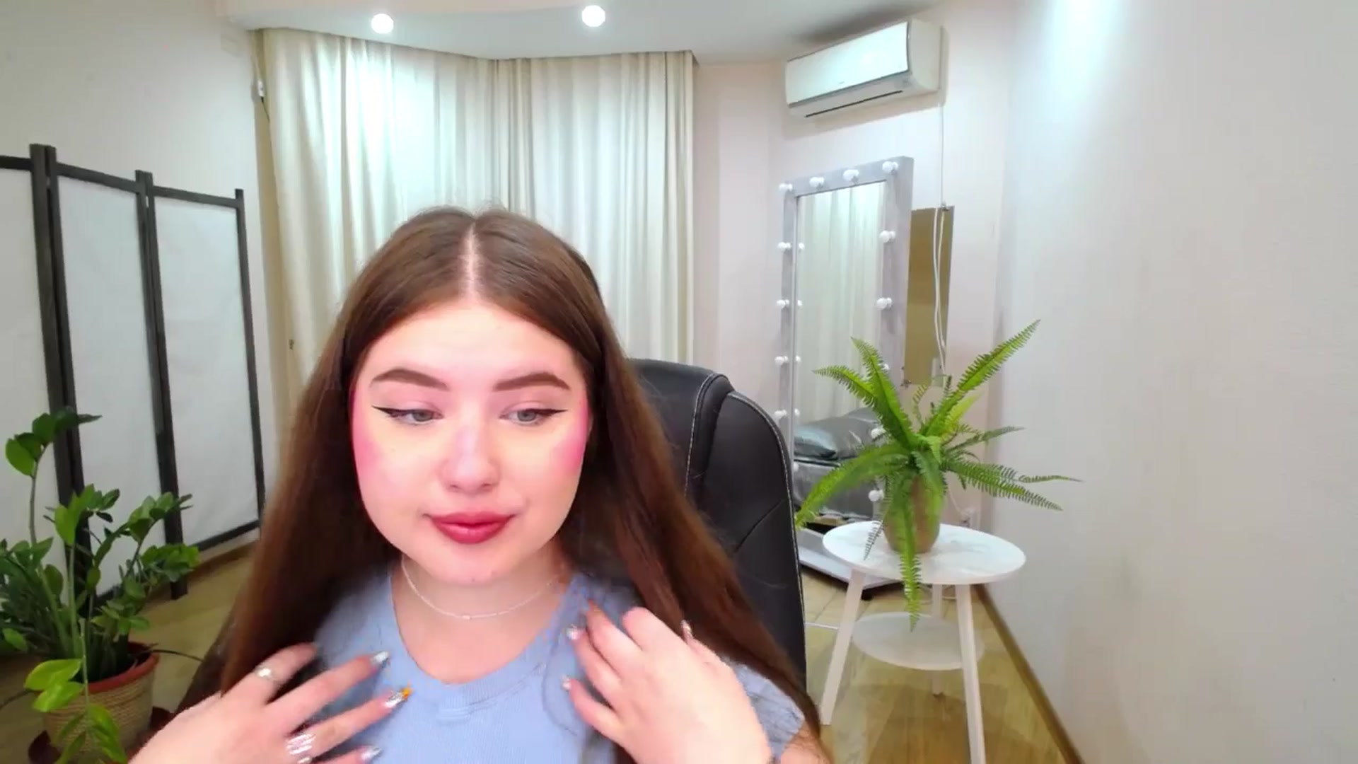 Gallery image thumbnail from AdmireMyEyes's myfreecams stream on, 06/30/2025, 19:47 image 18 of 20