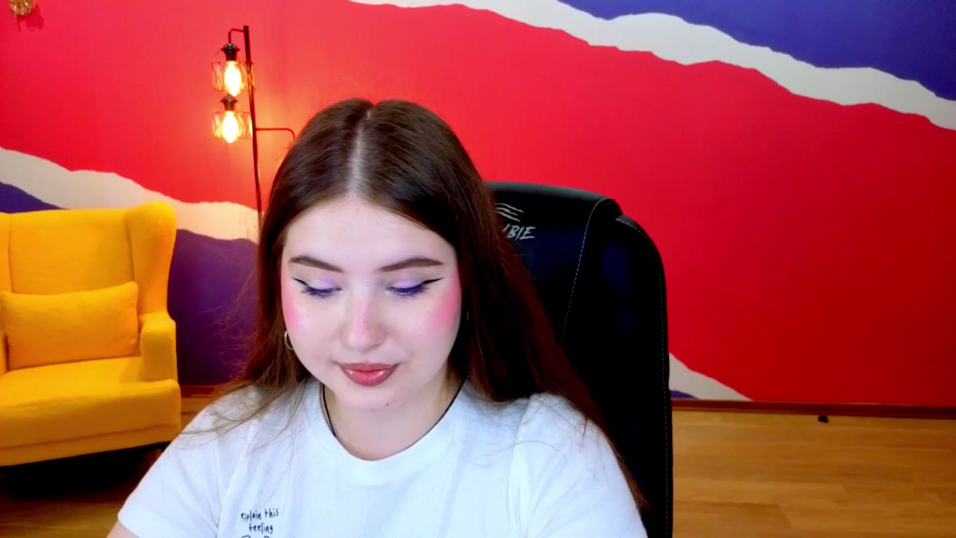 Gallery image thumbnail from AdmireMyEyes's myfreecams stream on, 07/03/2025, 07:48 image 19 of 20