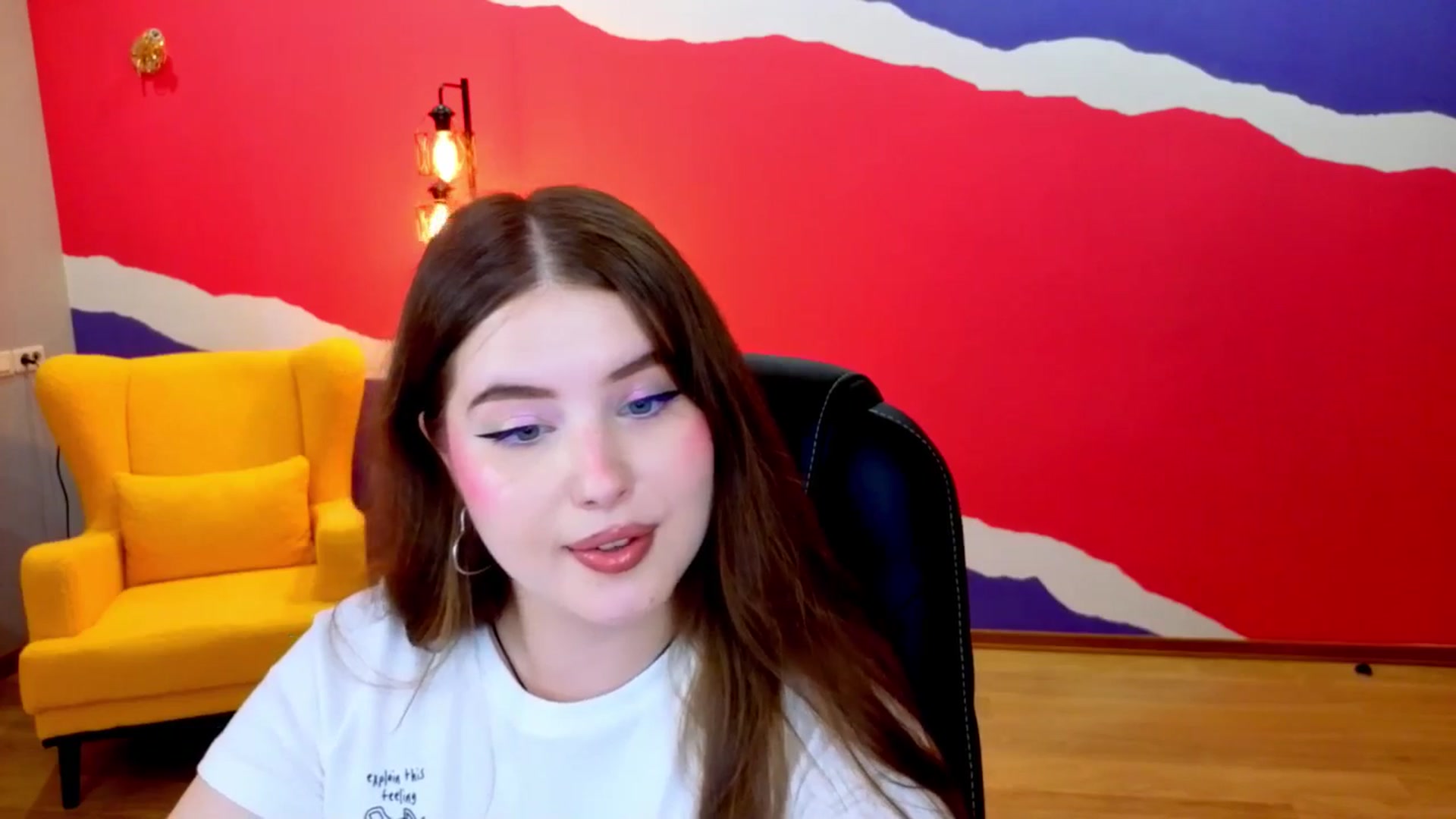 Gallery image thumbnail from AdmireMyEyes's myfreecams stream on, 07/03/2025, 08:43 image 16 of 20