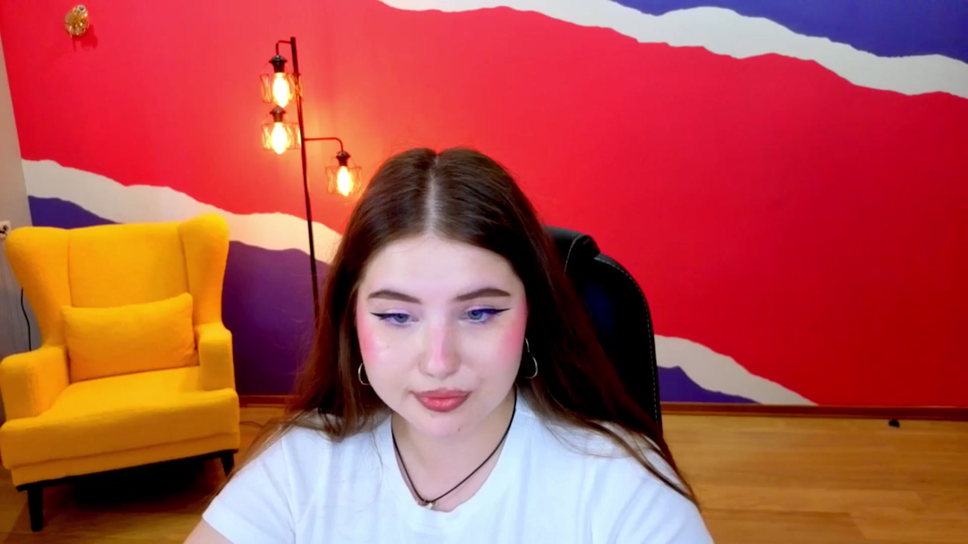 Gallery image thumbnail from AdmireMyEyes's myfreecams stream on, 07/03/2025, 09:36 image 2 of 20