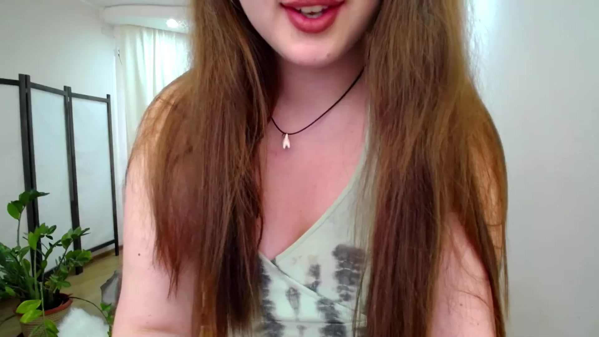 Gallery image thumbnail from AdmireMyEyes's myfreecams stream on, 07/04/2025, 08:30 image 15 of 20