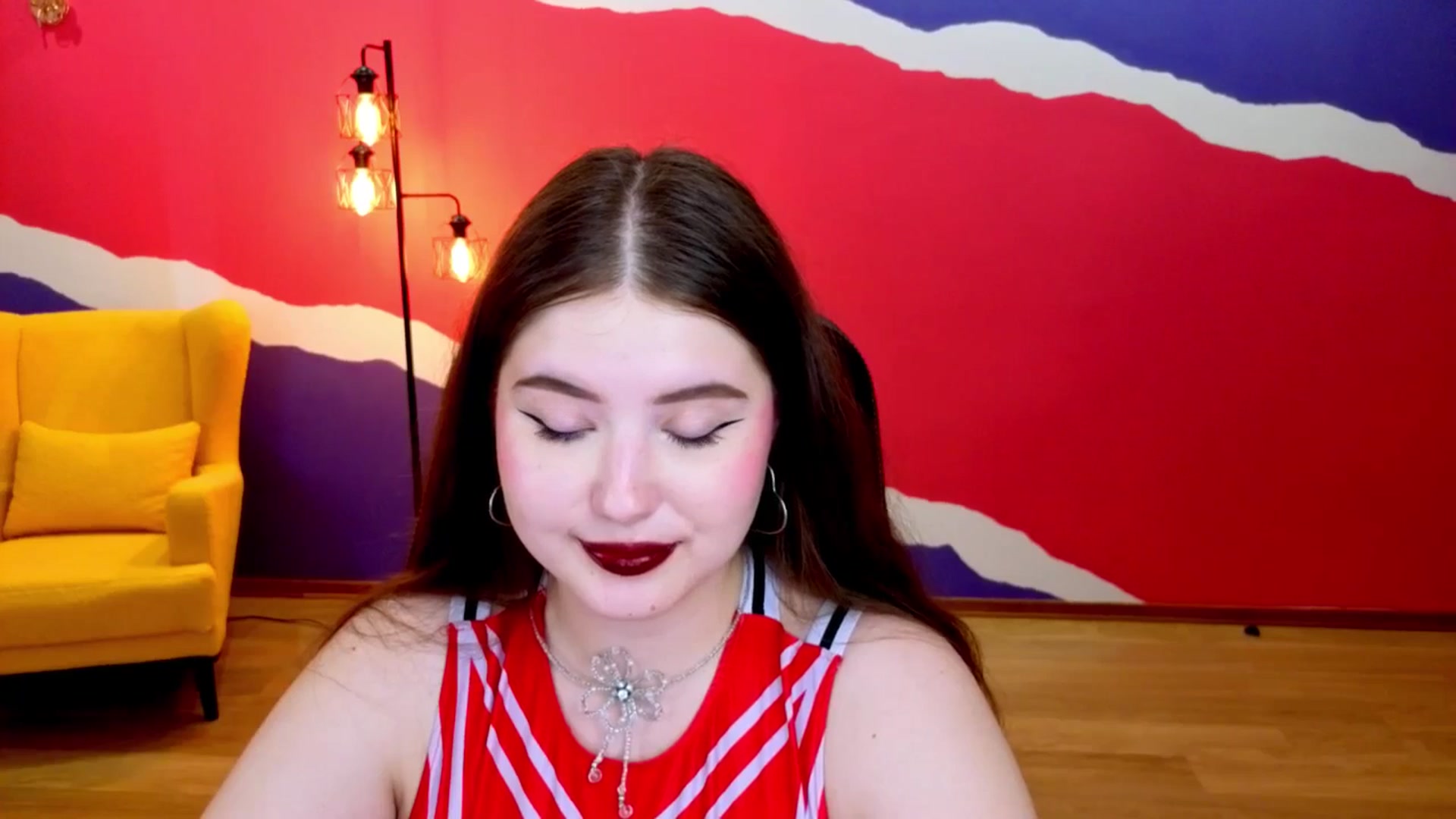 Gallery image thumbnail from AdmireMyEyes's myfreecams stream on, 07/05/2025, 10:32 image 17 of 20