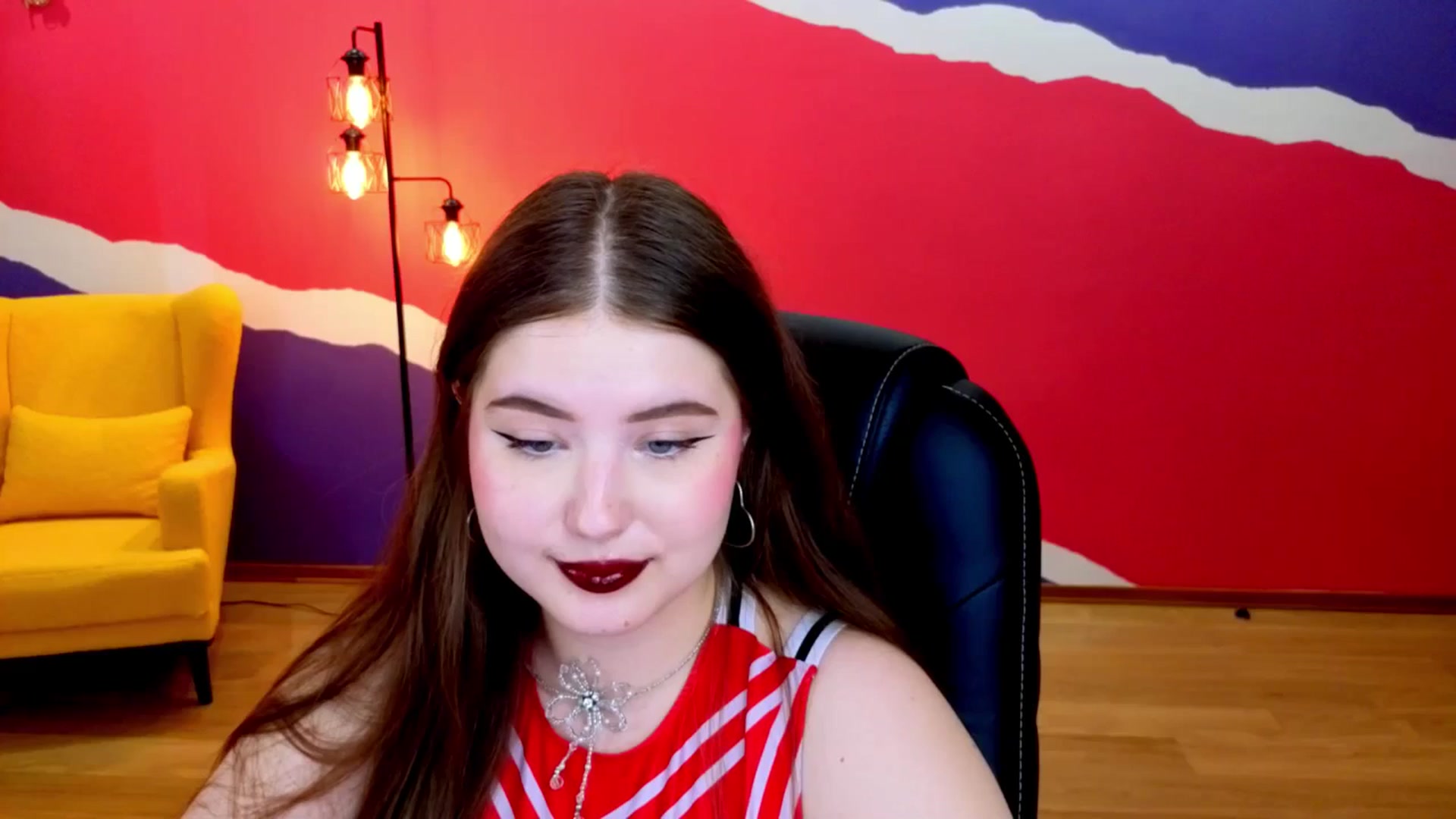 Gallery image thumbnail from AdmireMyEyes's myfreecams stream on, 07/05/2025, 10:32 image 1 of 20