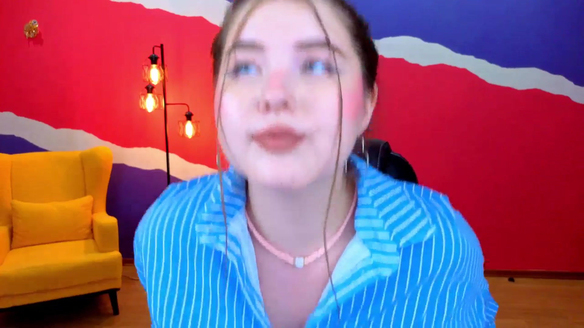 Gallery image thumbnail from AdmireMyEyes's myfreecams stream on, 07/07/2025, 08:22 image 14 of 20