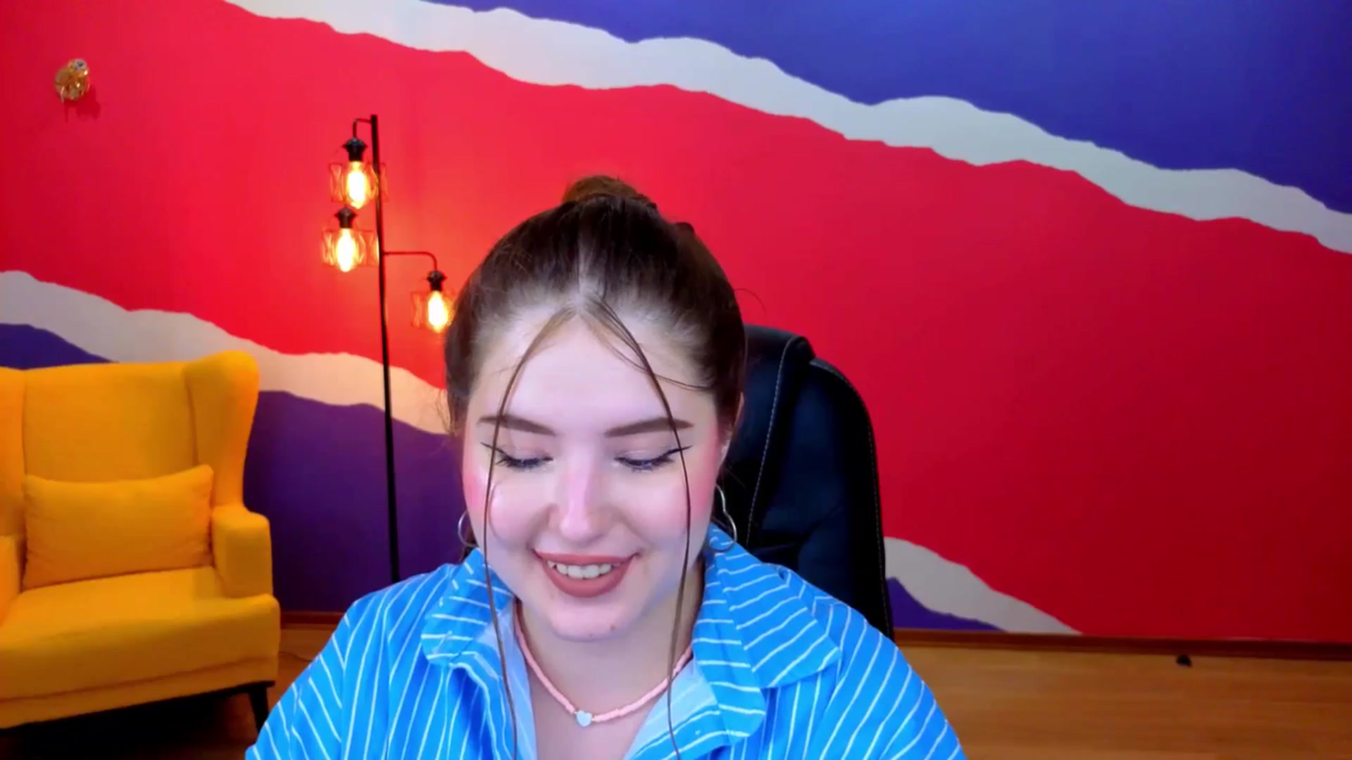 Gallery image thumbnail from AdmireMyEyes's myfreecams stream on, 07/07/2025, 08:38 image 3 of 20