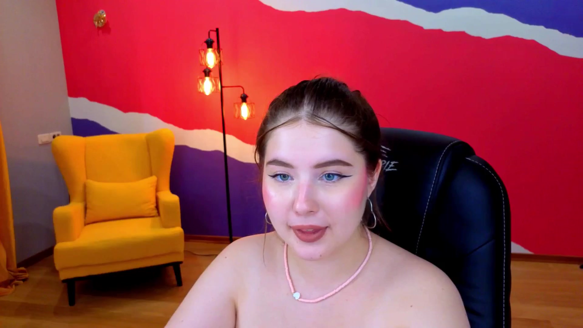 Gallery image thumbnail from AdmireMyEyes's myfreecams stream on, 07/07/2025, 11:27 image 5 of 20