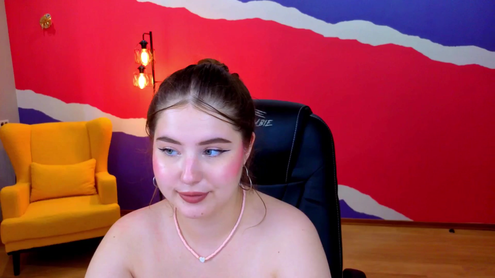 Gallery image thumbnail from AdmireMyEyes's myfreecams stream on, 07/07/2025, 11:27 image 18 of 20