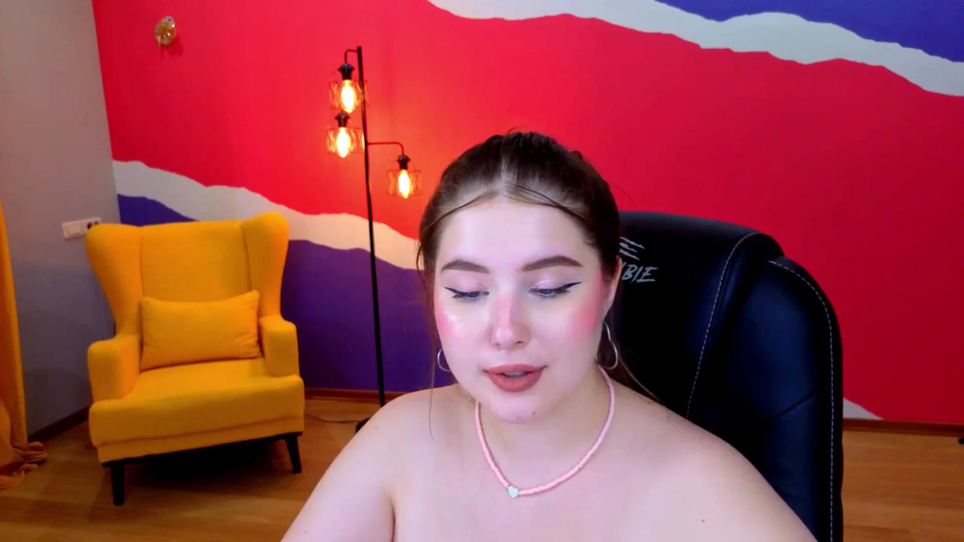 Gallery image thumbnail from AdmireMyEyes's myfreecams stream on, 07/07/2025, 11:27 image 2 of 20