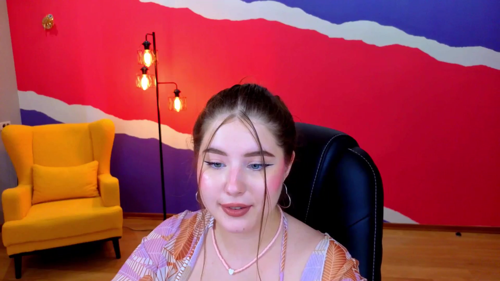 Gallery image thumbnail from AdmireMyEyes's myfreecams stream on, 07/07/2025, 11:52 image 8 of 20