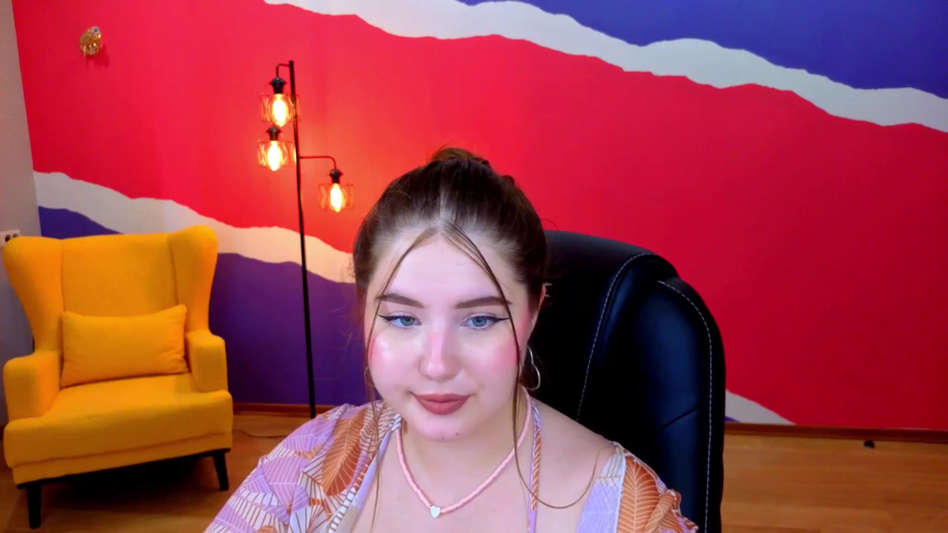 Gallery image thumbnail from AdmireMyEyes's myfreecams stream on, 07/07/2025, 11:52 image 3 of 20