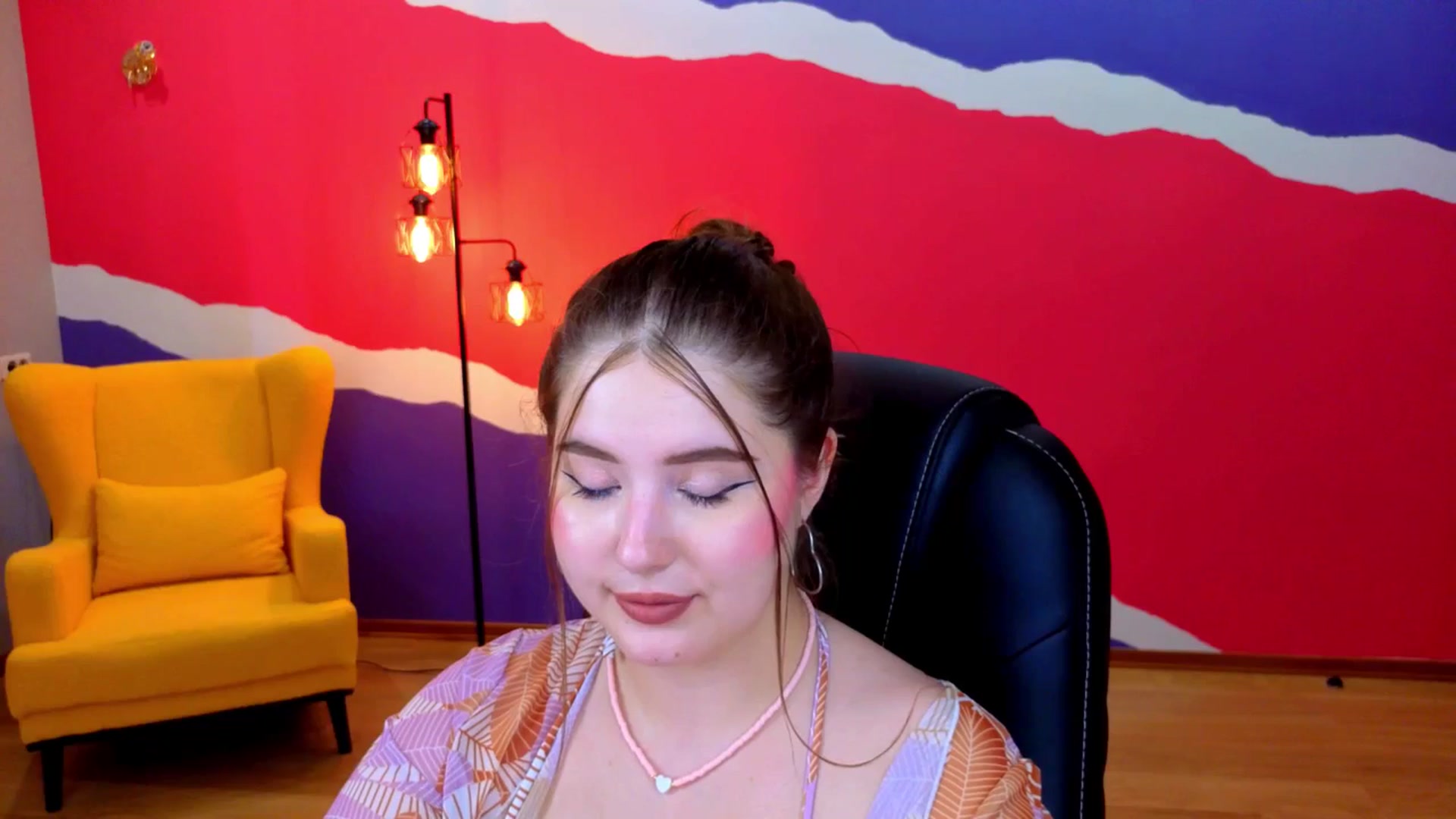 Gallery image thumbnail from AdmireMyEyes's myfreecams stream on, 07/07/2025, 11:52 image 2 of 20