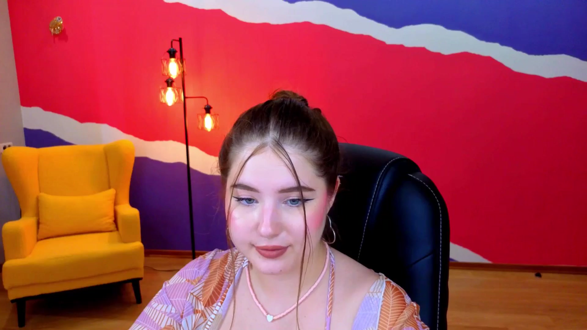 Gallery image thumbnail from AdmireMyEyes's myfreecams stream on, 07/07/2025, 11:52 image 7 of 20