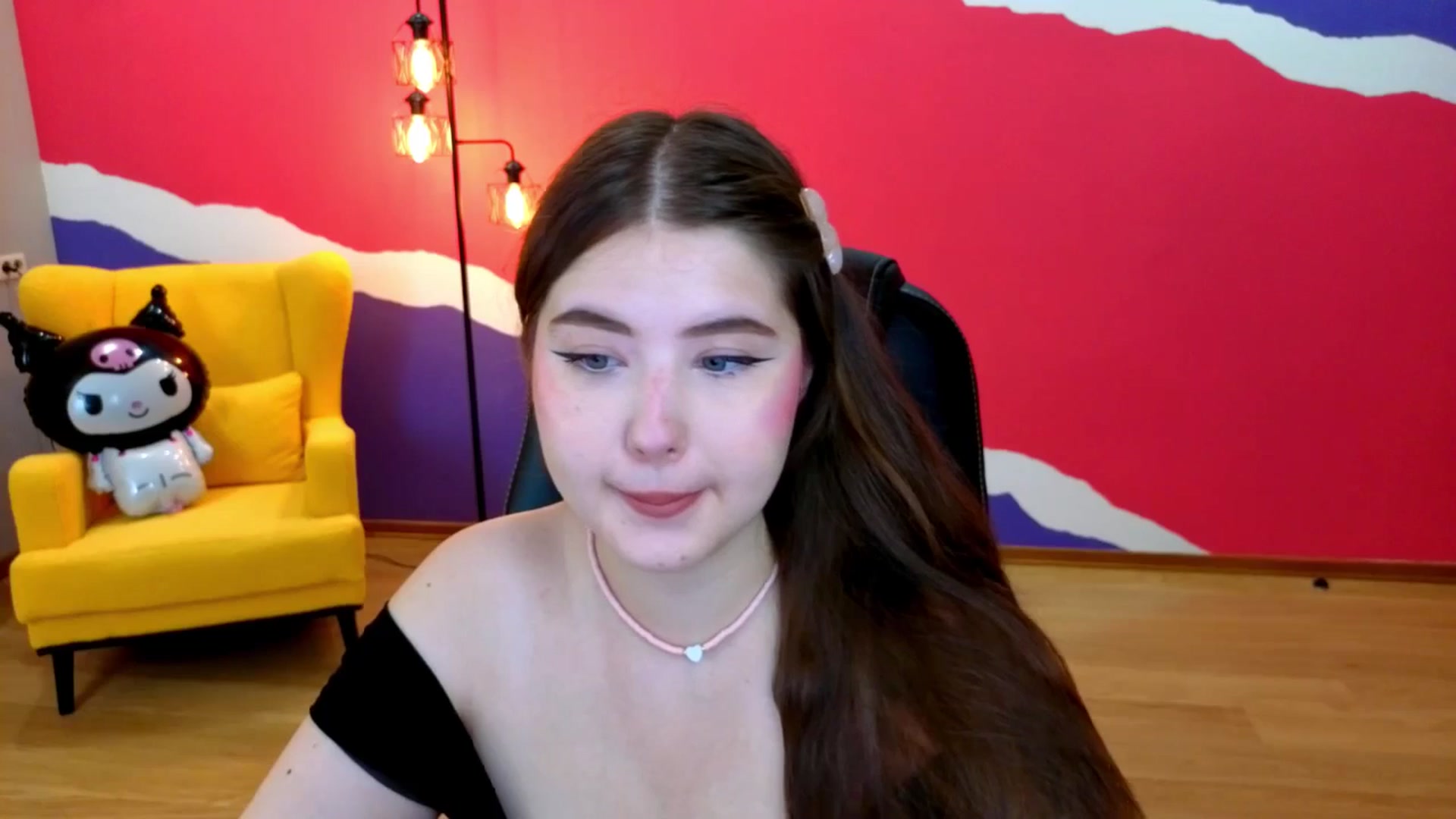 Gallery image thumbnail from AdmireMyEyes's myfreecams stream on, 07/12/2025, 18:51 image 19 of 20