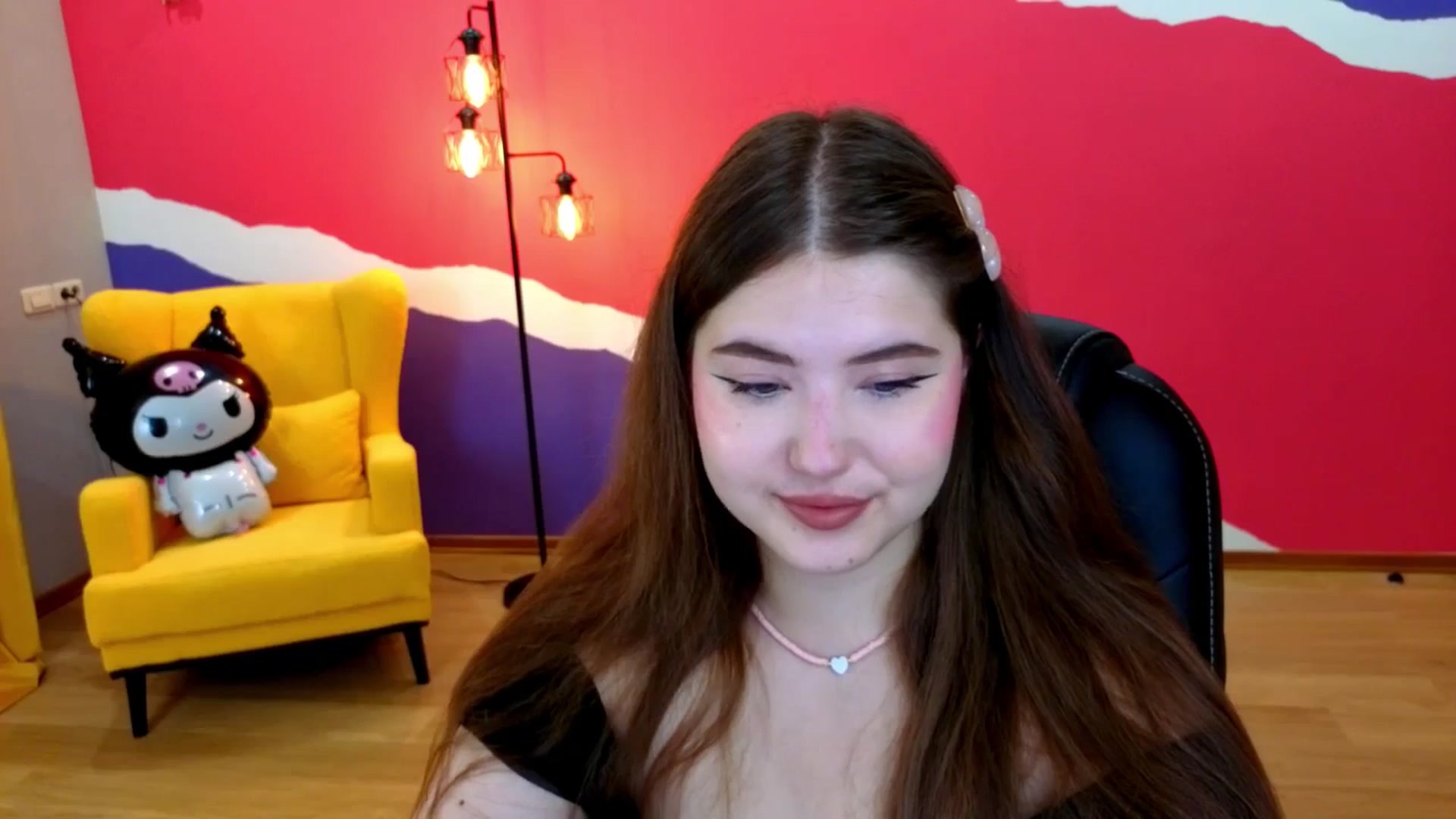 Gallery image thumbnail from AdmireMyEyes's myfreecams stream on, 07/12/2025, 18:51 image 12 of 20