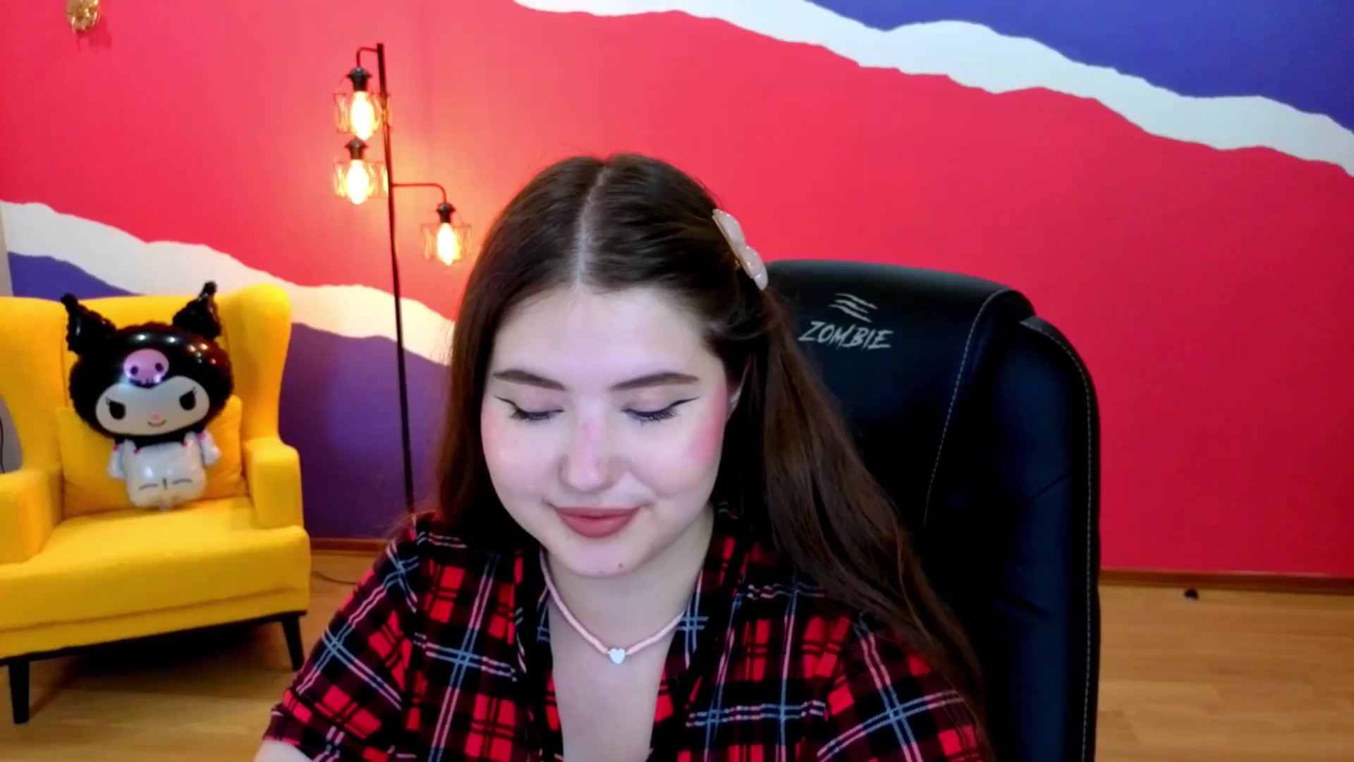 Gallery image thumbnail from AdmireMyEyes's myfreecams stream on, 07/12/2025, 21:05 image 1 of 20