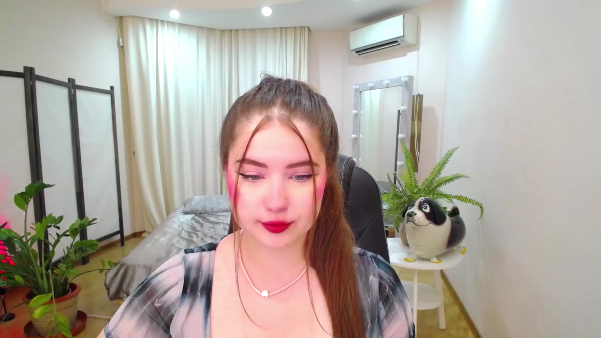 Gallery image thumbnail from AdmireMyEyes's myfreecams stream on, 07/13/2025, 19:48 image 5 of 20