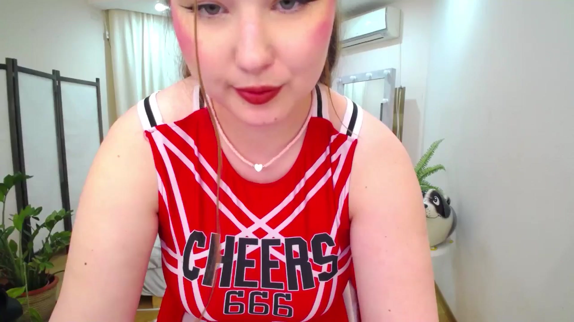 Gallery image thumbnail from AdmireMyEyes's myfreecams stream on, 07/14/2025, 01:42 image 8 of 20
