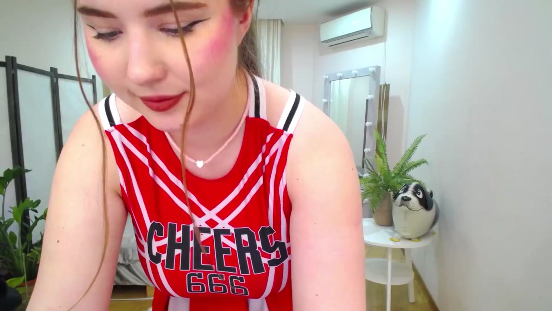 Gallery image thumbnail from AdmireMyEyes's myfreecams stream on, 07/14/2025, 01:42 image 5 of 20