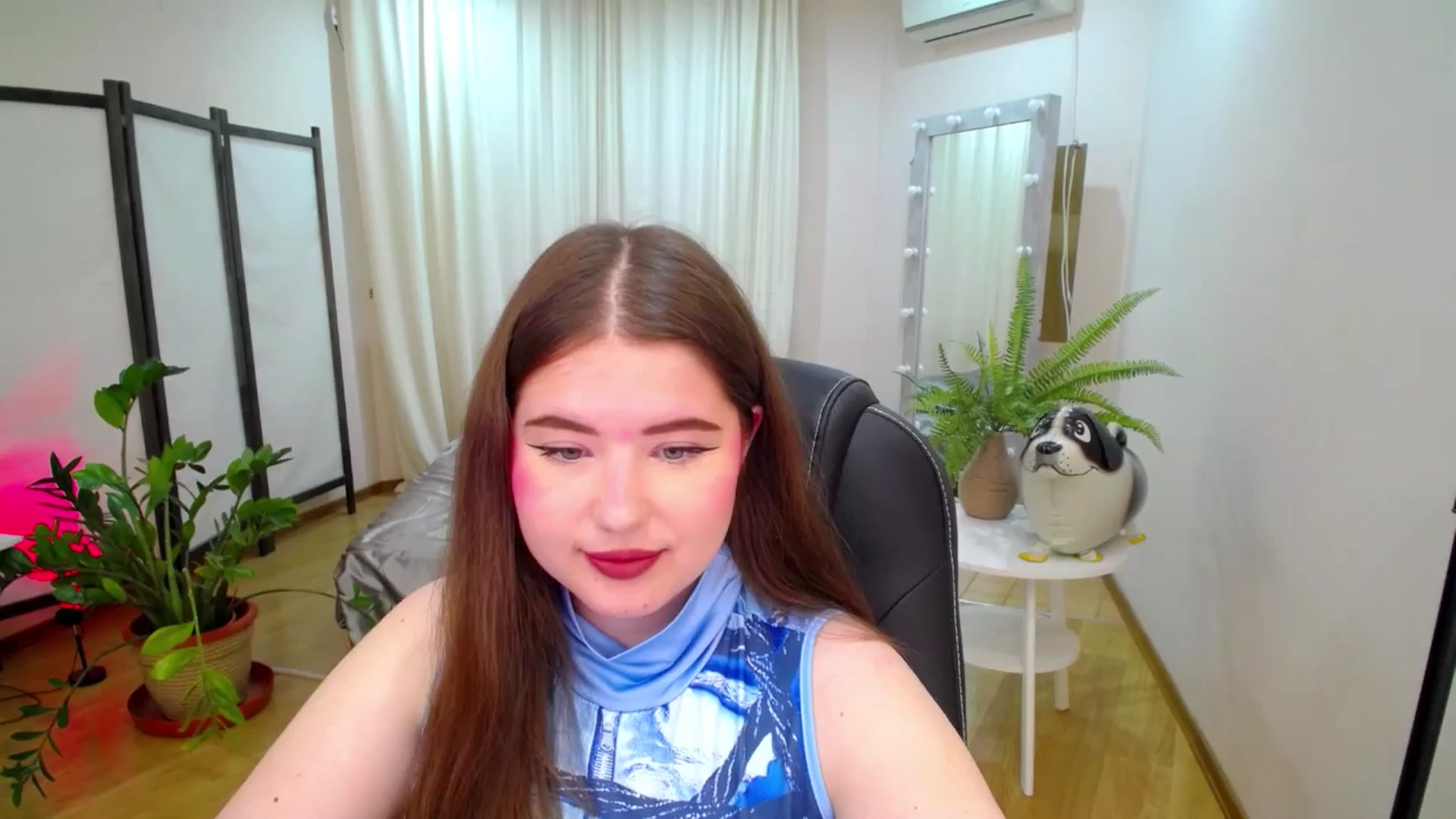 Gallery image thumbnail from AdmireMyEyes's myfreecams stream on, 07/15/2025, 06:34 image 20 of 20