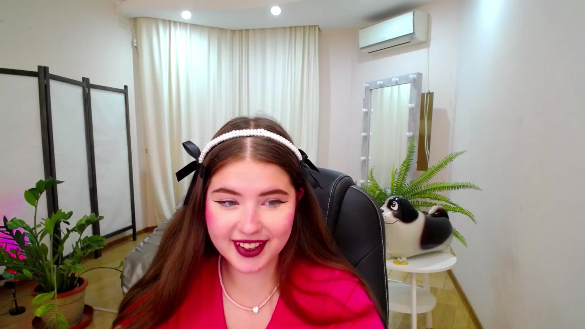 Gallery image thumbnail from AdmireMyEyes's myfreecams stream on, 07/16/2025, 07:48 image 11 of 20