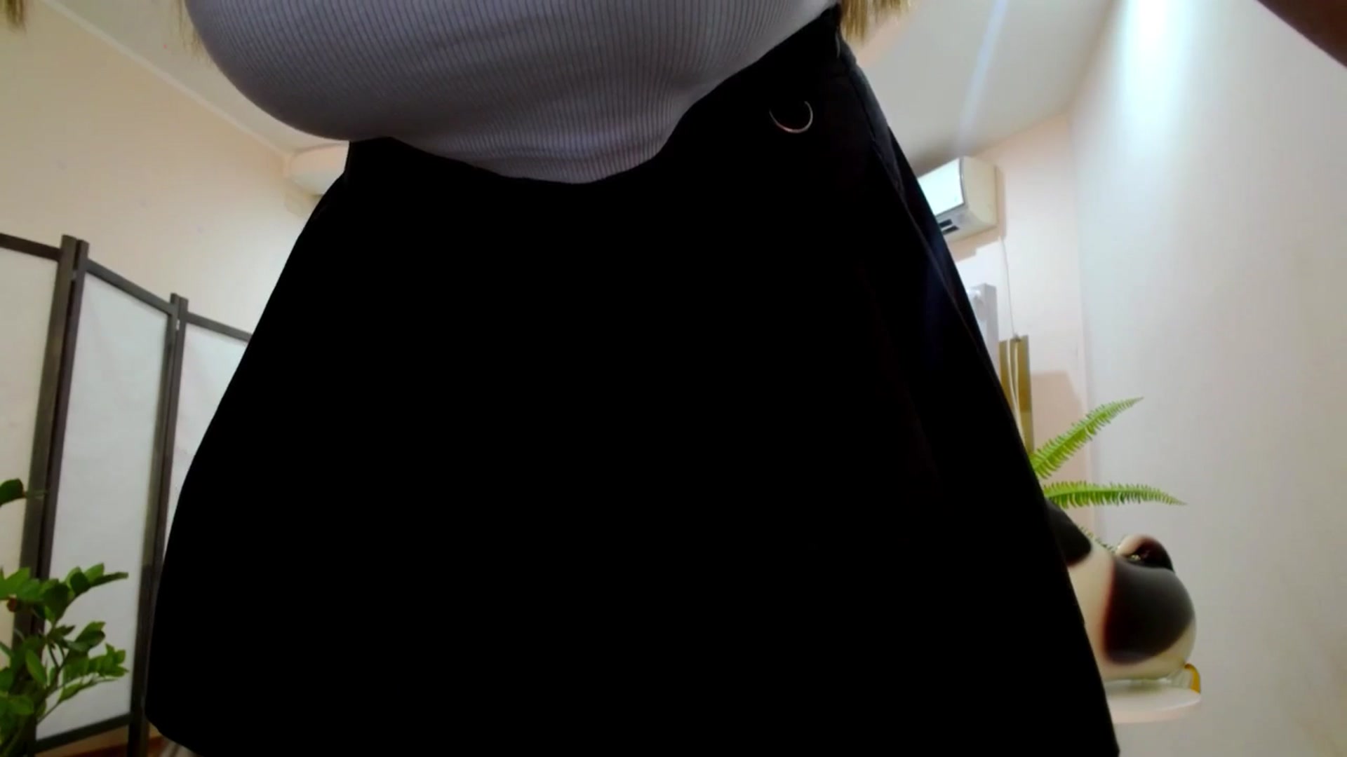 Gallery image thumbnail from AdmireMyEyes's myfreecams stream on, 07/19/2025, 19:45 image 3 of 20