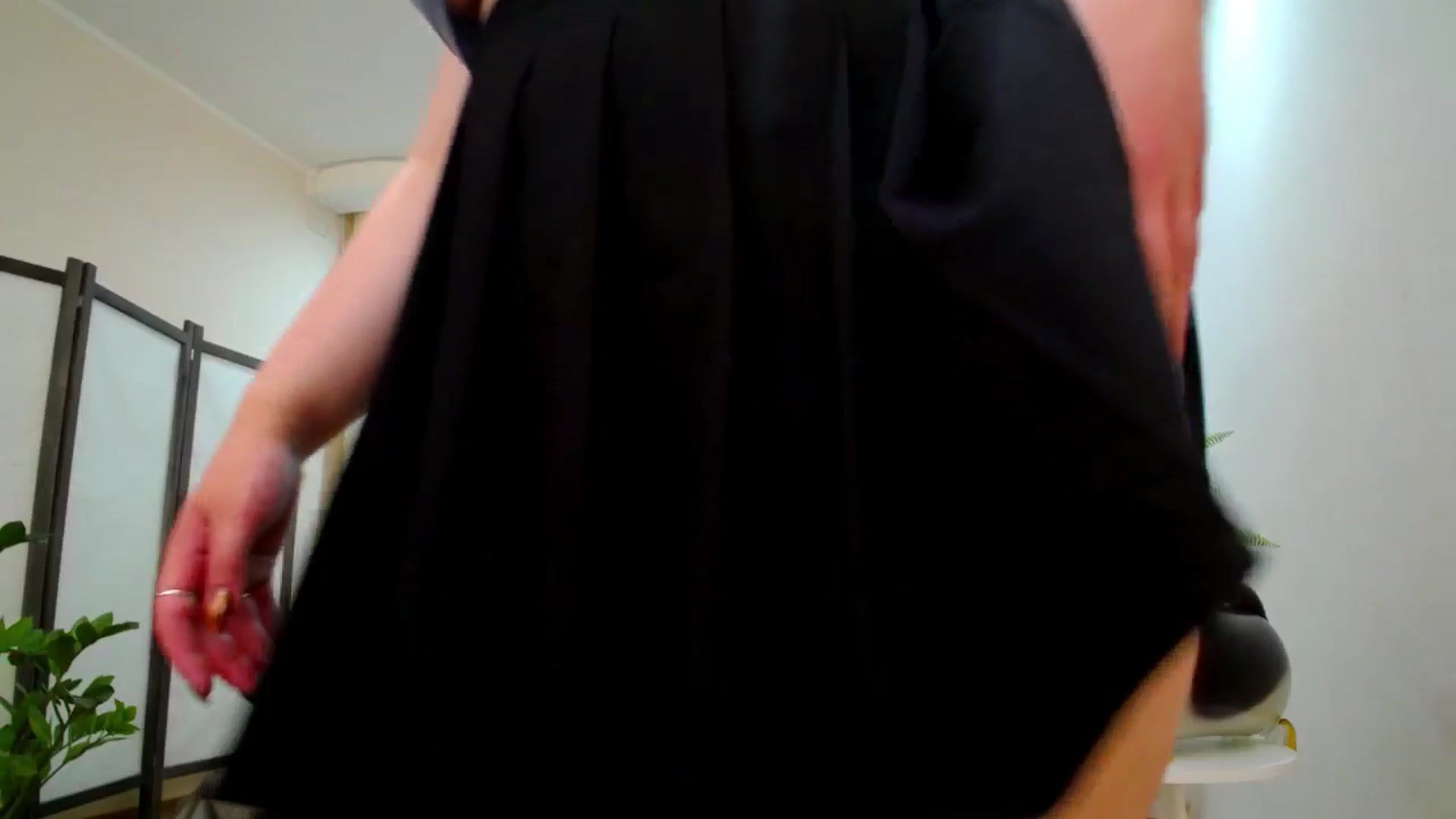 Gallery image thumbnail from AdmireMyEyes's myfreecams stream on, 07/19/2025, 19:45 image 4 of 20