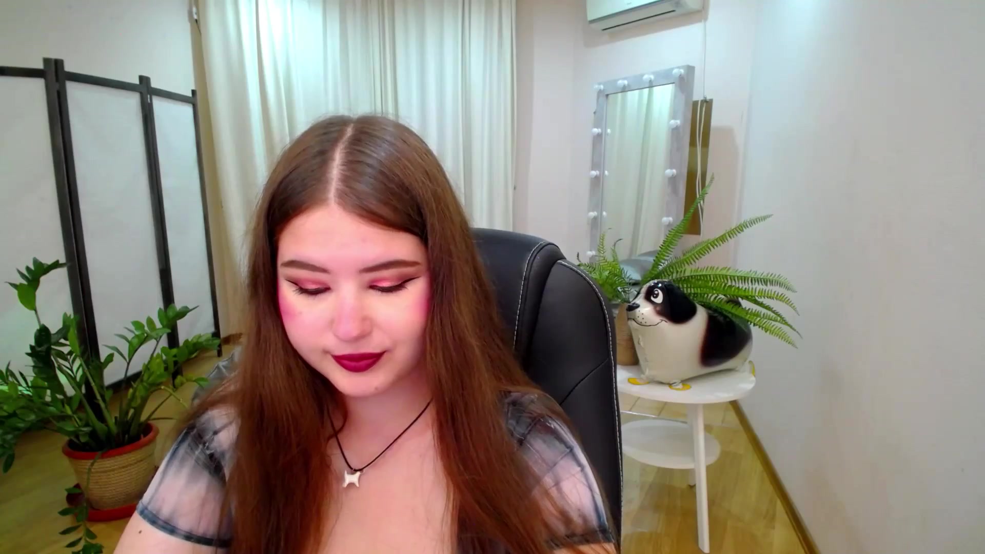 Gallery image thumbnail from AdmireMyEyes's myfreecams stream on, 07/28/2025, 19:49 image 20 of 20
