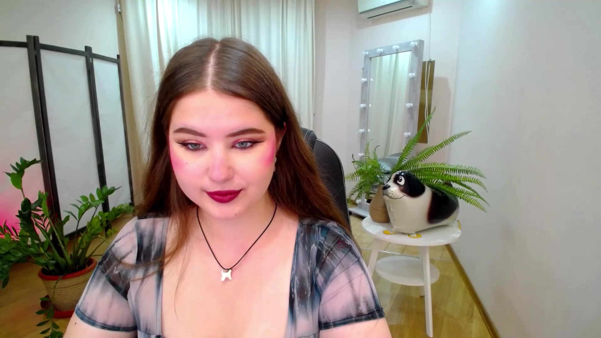 Gallery image thumbnail from AdmireMyEyes's myfreecams stream on, 07/28/2025, 19:49 image 15 of 20