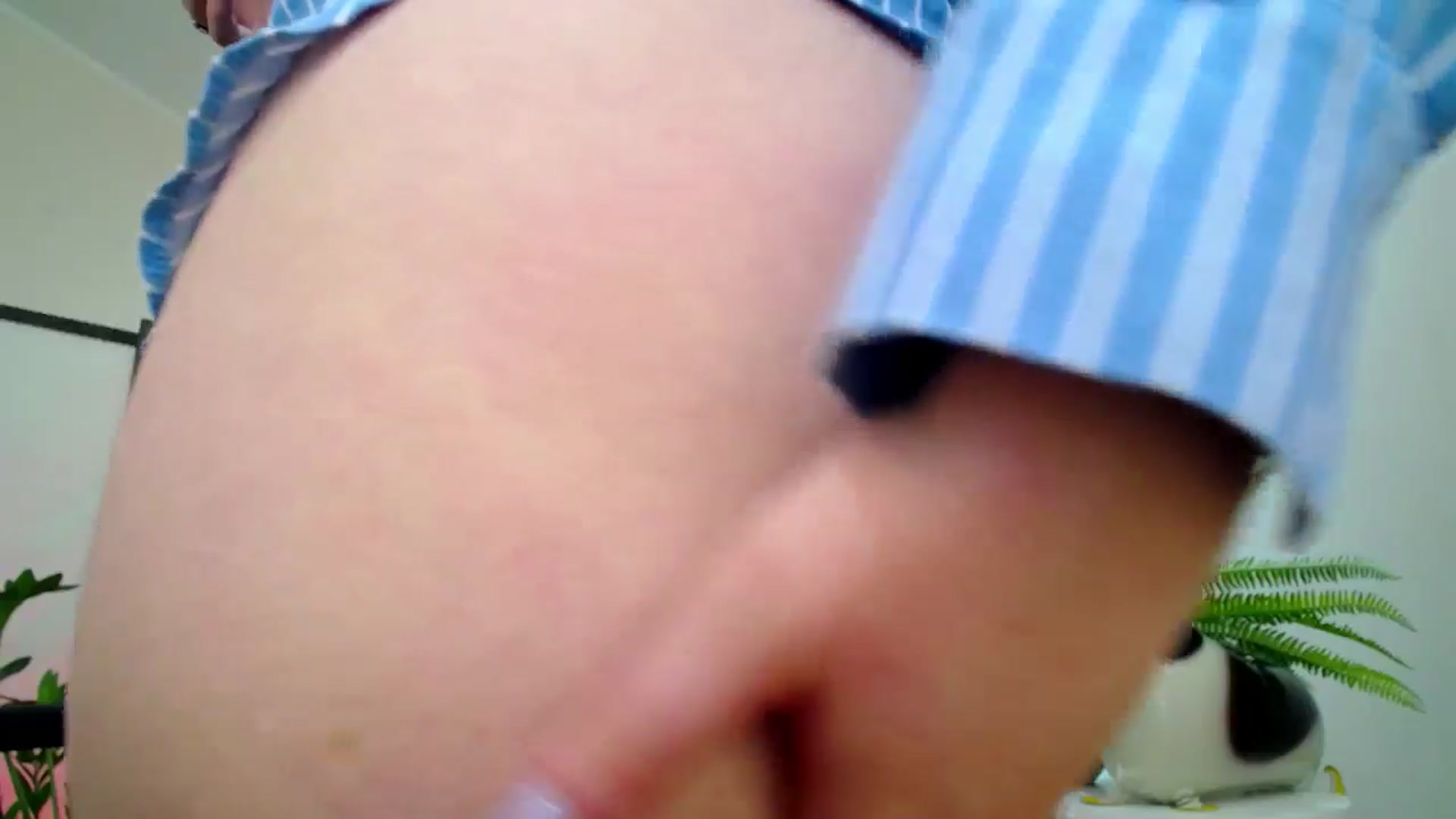 Gallery image thumbnail from AdmireMyEyes's myfreecams stream on, 07/28/2025, 21:47 image 10 of 20