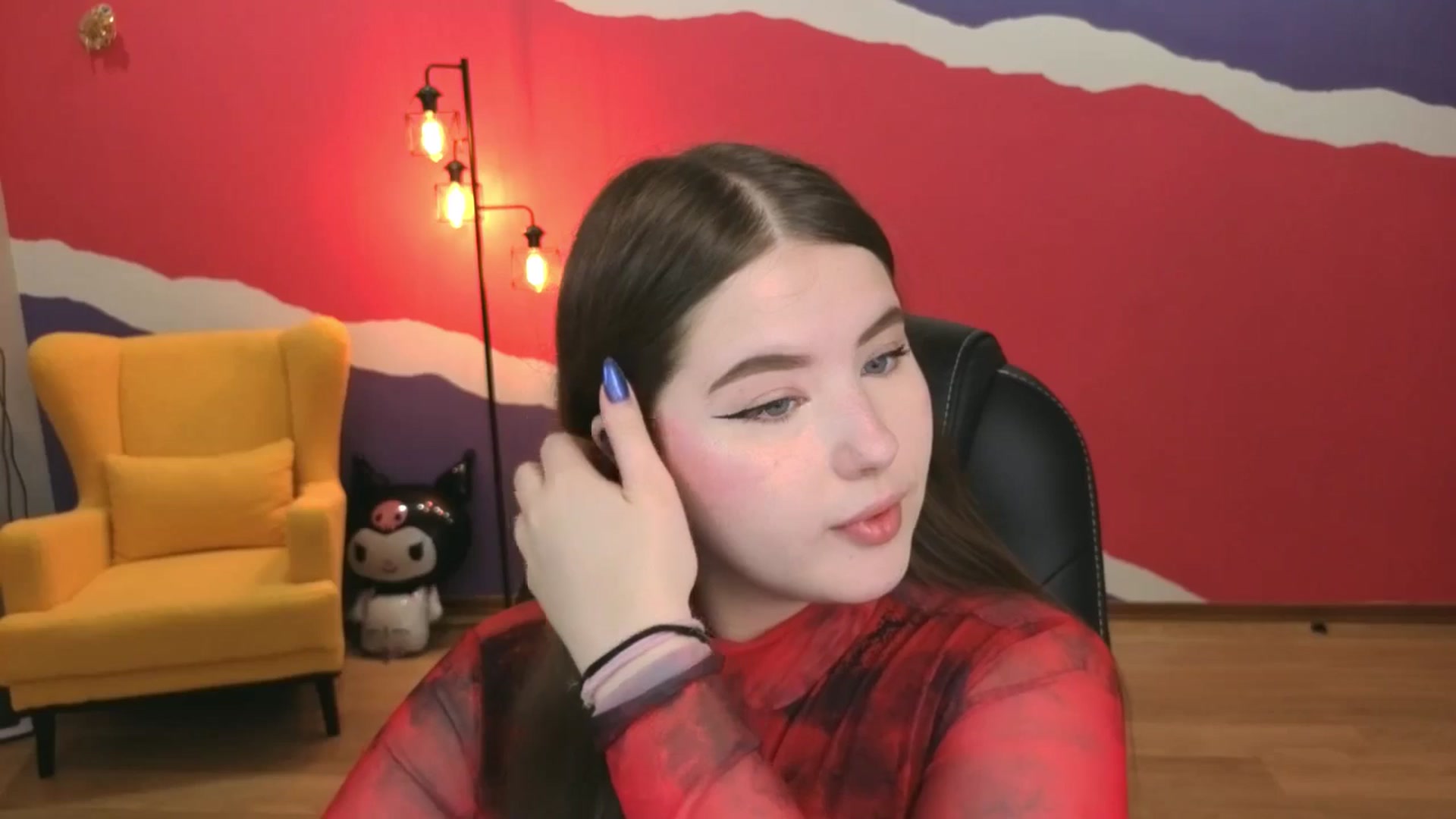 Gallery image thumbnail from AdmireMyEyes's myfreecams stream on, 07/29/2025, 18:36 image 2 of 20
