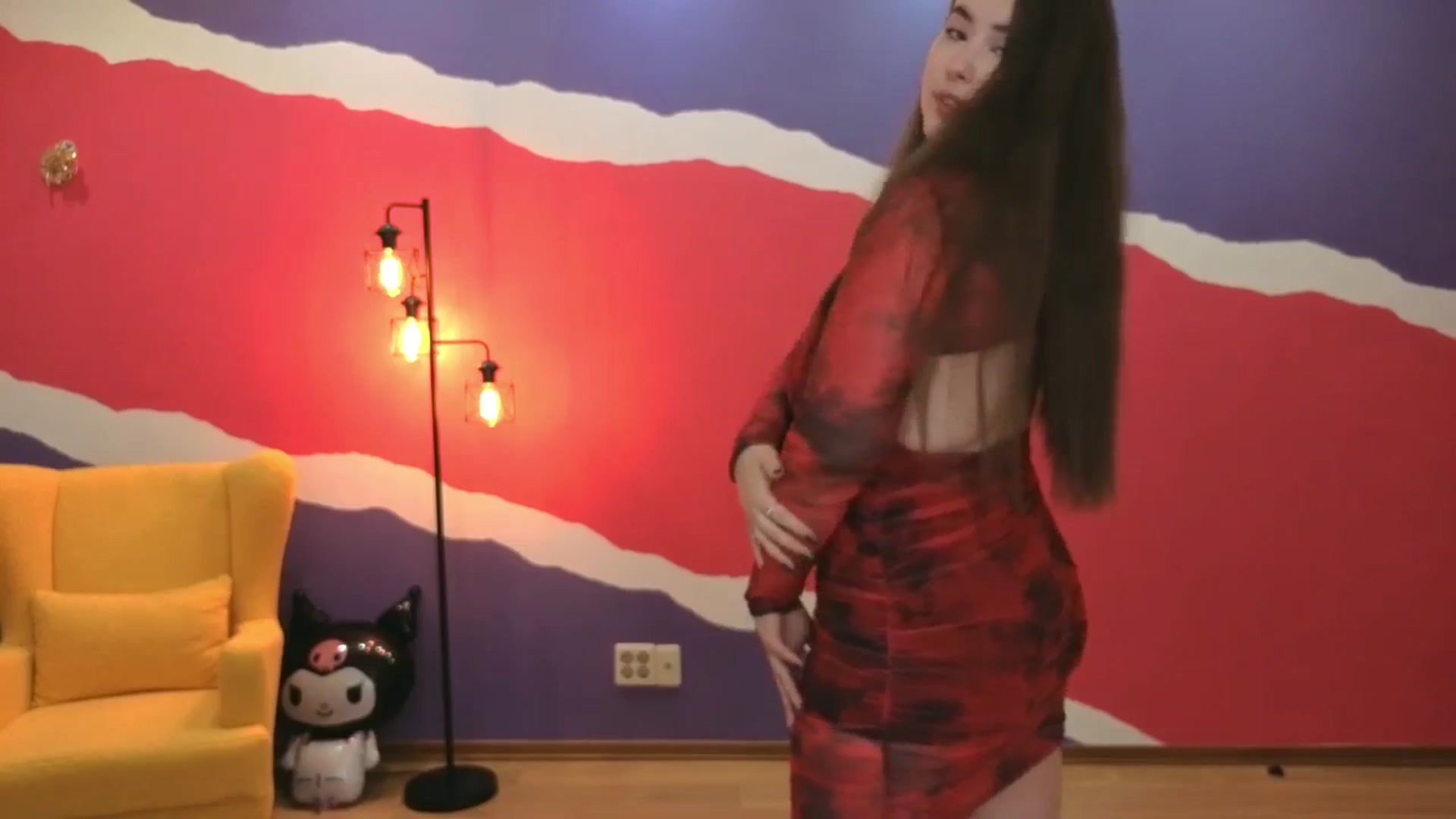 Gallery image thumbnail from AdmireMyEyes's myfreecams stream on, 07/29/2025, 19:03 image 6 of 20