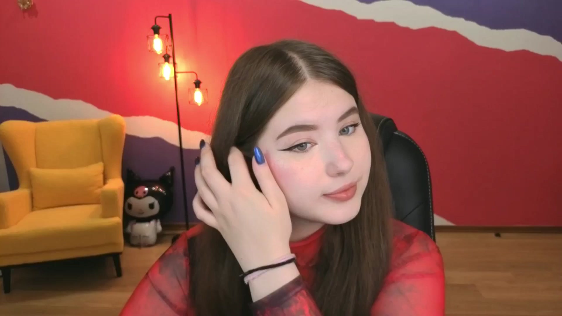 Gallery image thumbnail from AdmireMyEyes's myfreecams stream on, 07/29/2025, 19:22 image 4 of 20