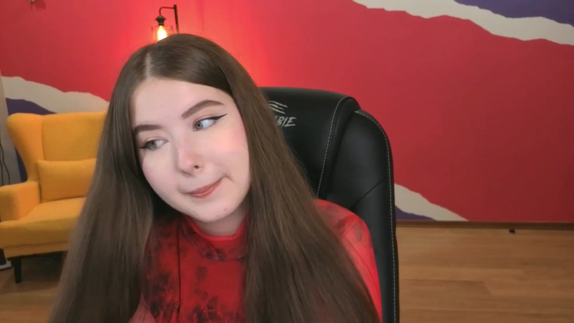 Gallery image thumbnail from AdmireMyEyes's myfreecams stream on, 07/30/2025, 24:51 image 9 of 20