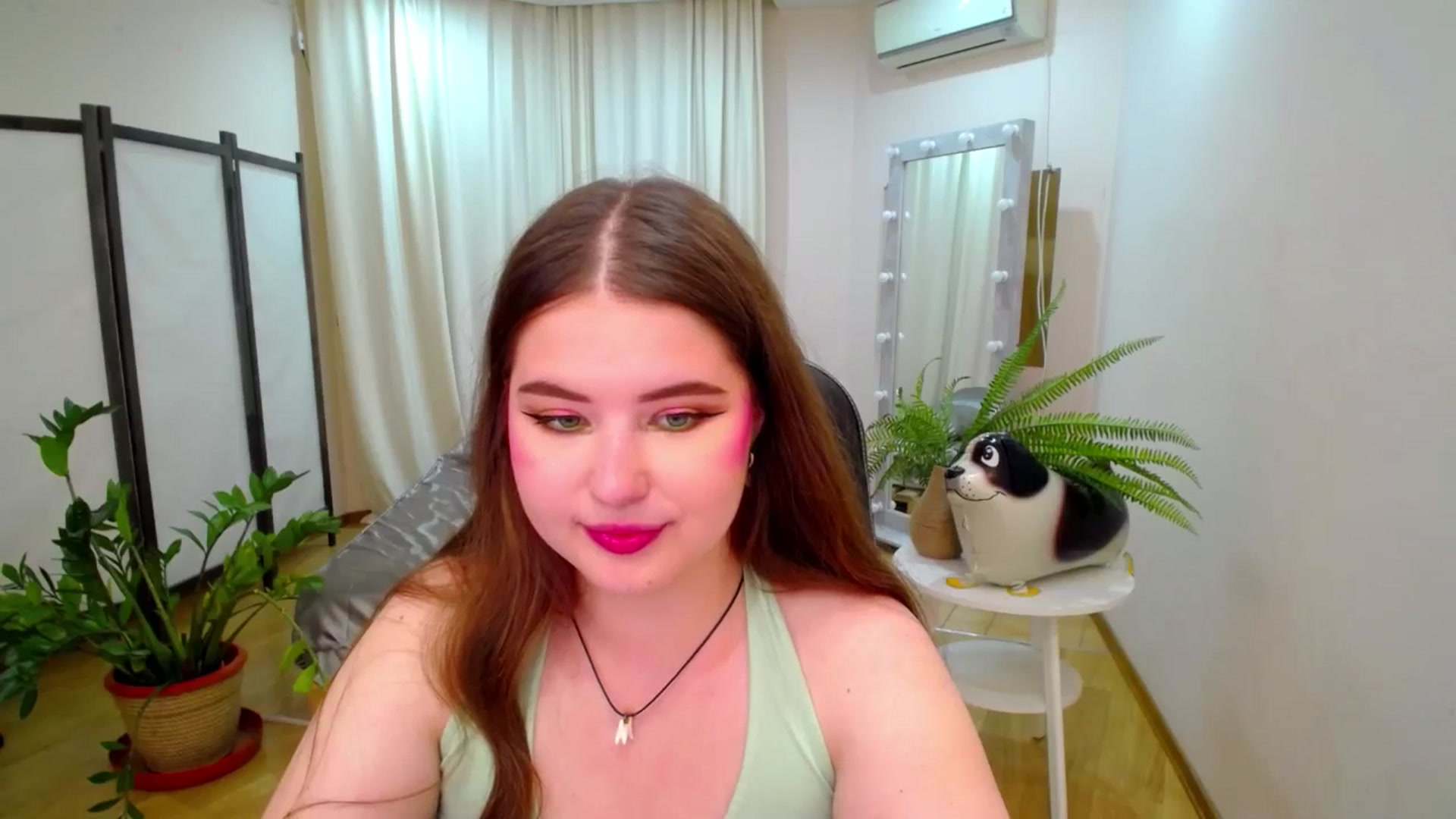 Gallery image thumbnail from AdmireMyEyes's myfreecams stream on, 07/30/2025, 19:47 image 20 of 20