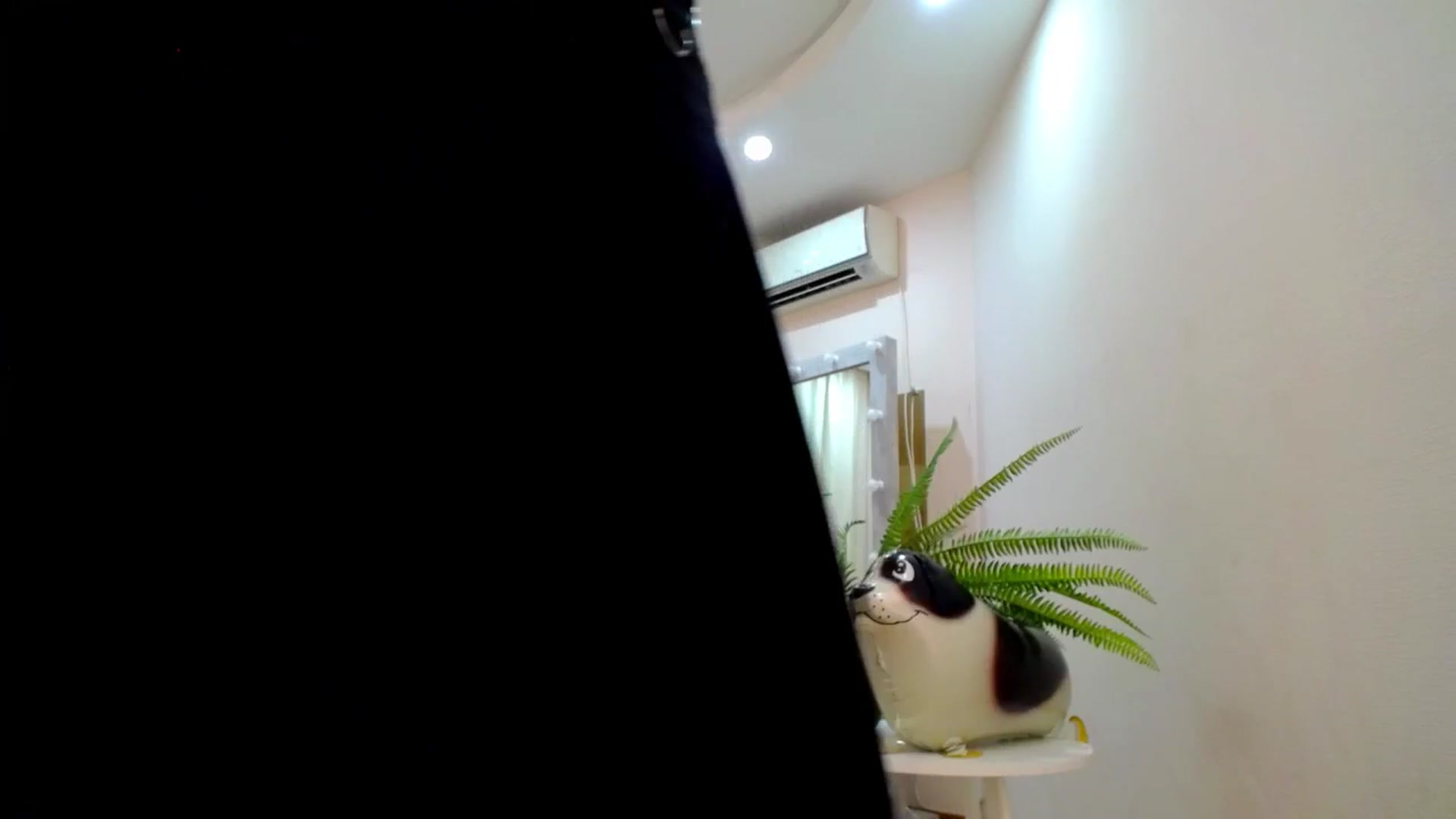 Gallery image thumbnail from AdmireMyEyes's myfreecams stream on, 07/30/2025, 19:47 image 14 of 20