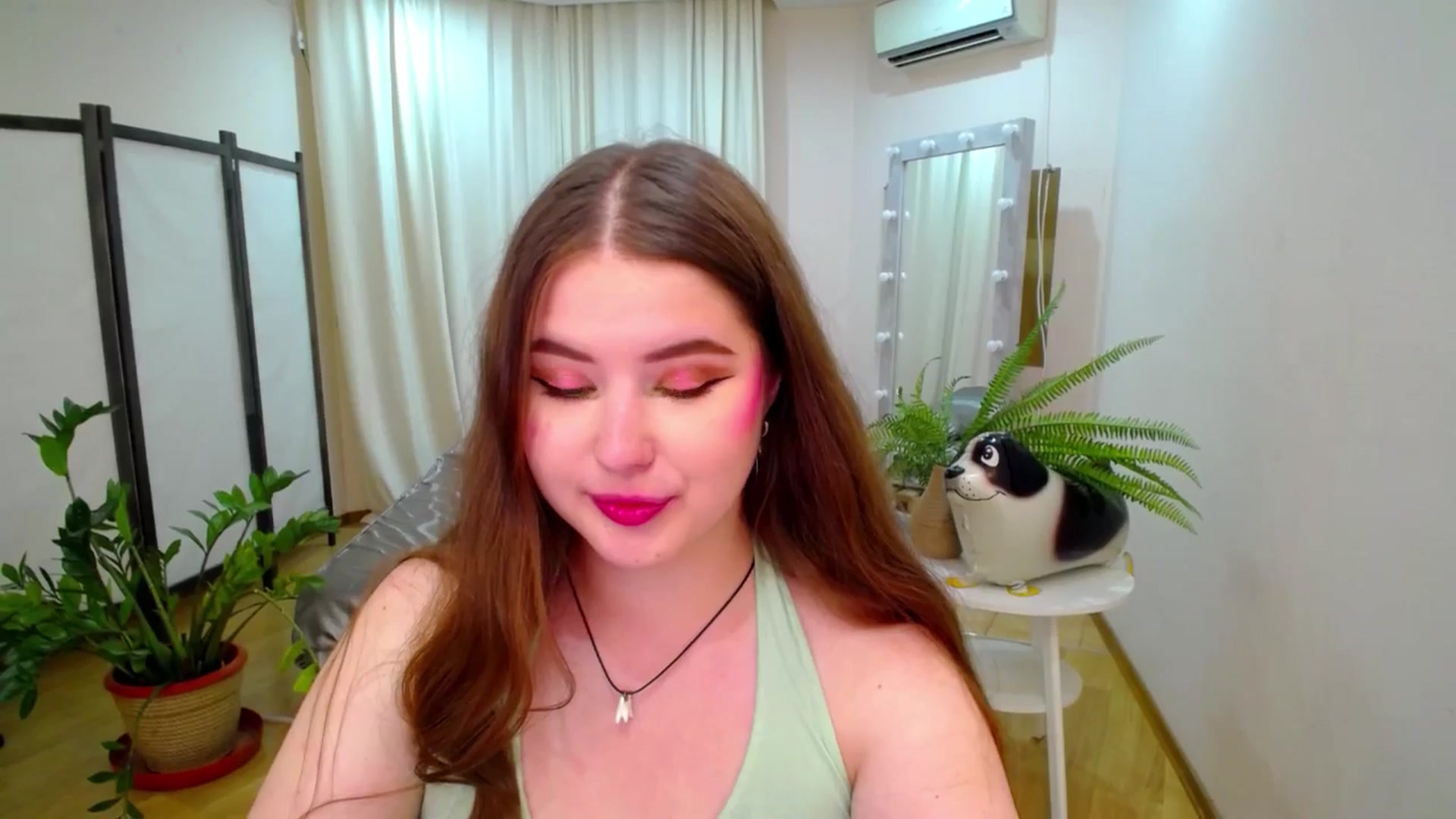 Gallery image thumbnail from AdmireMyEyes's myfreecams stream on, 07/30/2025, 19:47 image 19 of 20