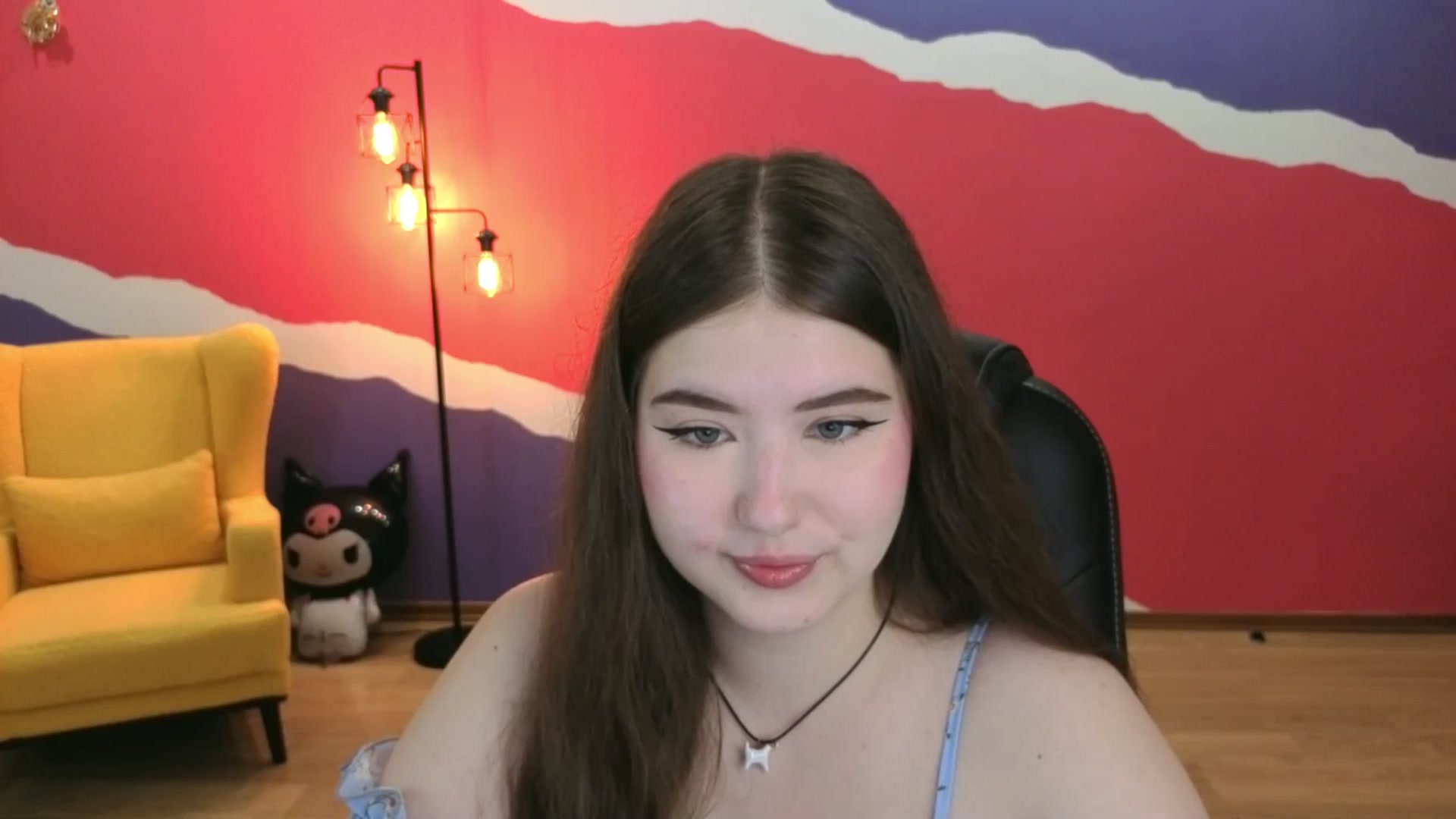 Gallery image thumbnail from AdmireMyEyes's myfreecams stream on, 07/31/2025, 18:34 image 9 of 20