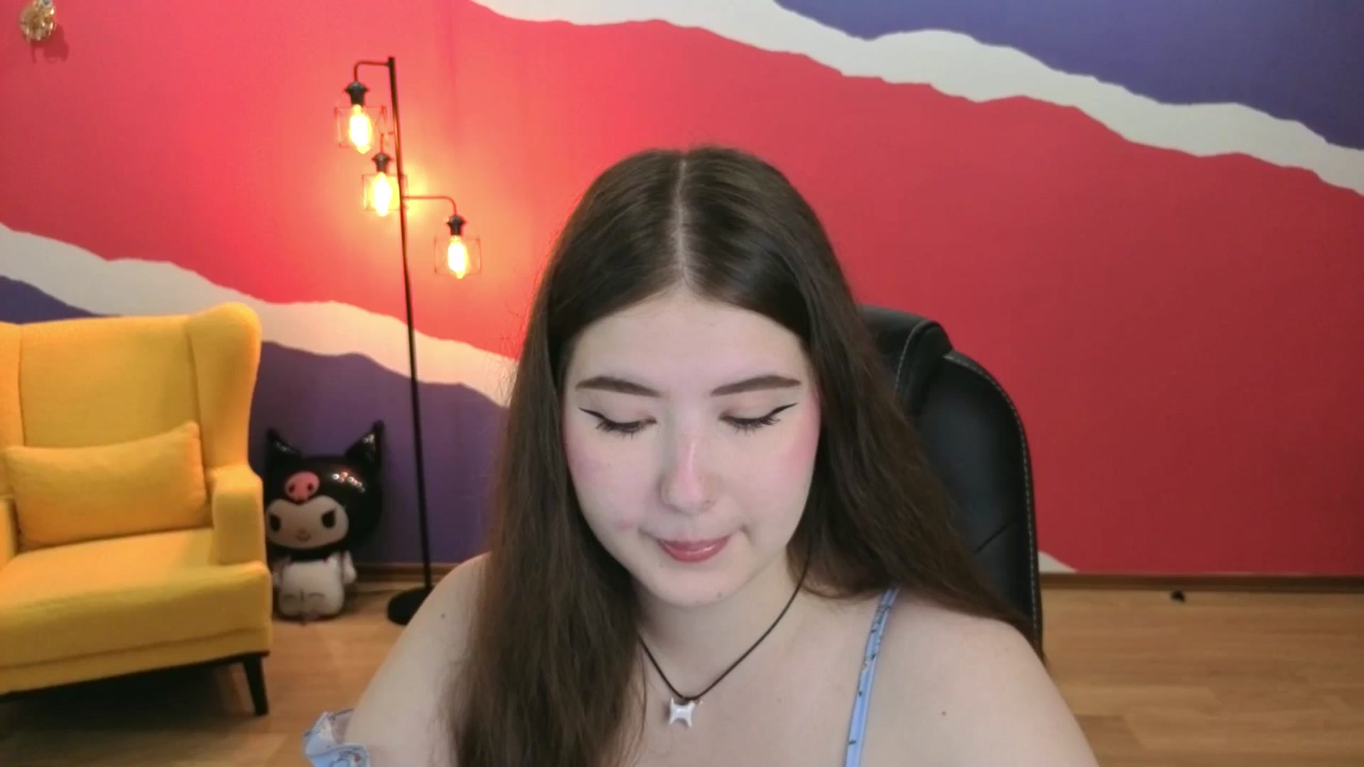 Gallery image thumbnail from AdmireMyEyes's myfreecams stream on, 07/31/2025, 18:34 image 8 of 20