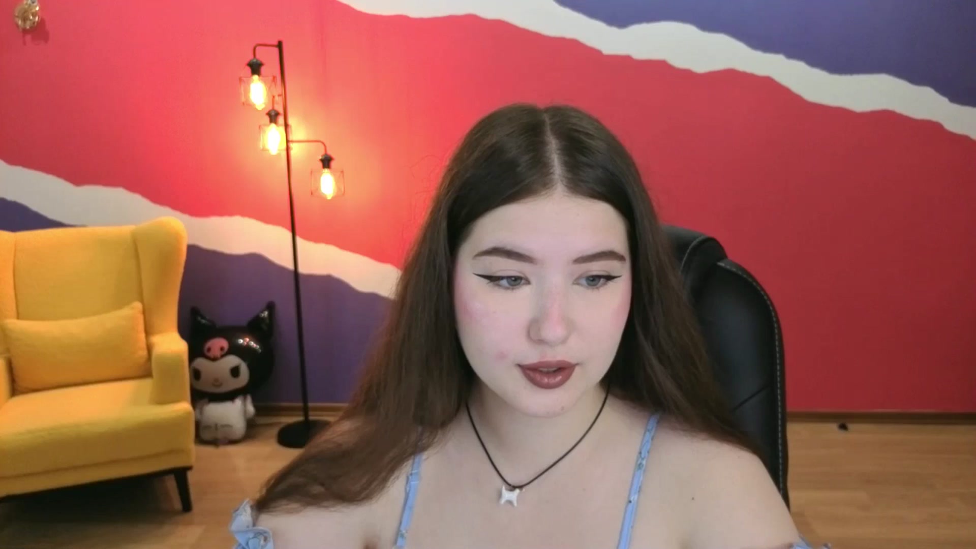 Gallery image thumbnail from AdmireMyEyes's myfreecams stream on, 07/31/2025, 18:34 image 14 of 20