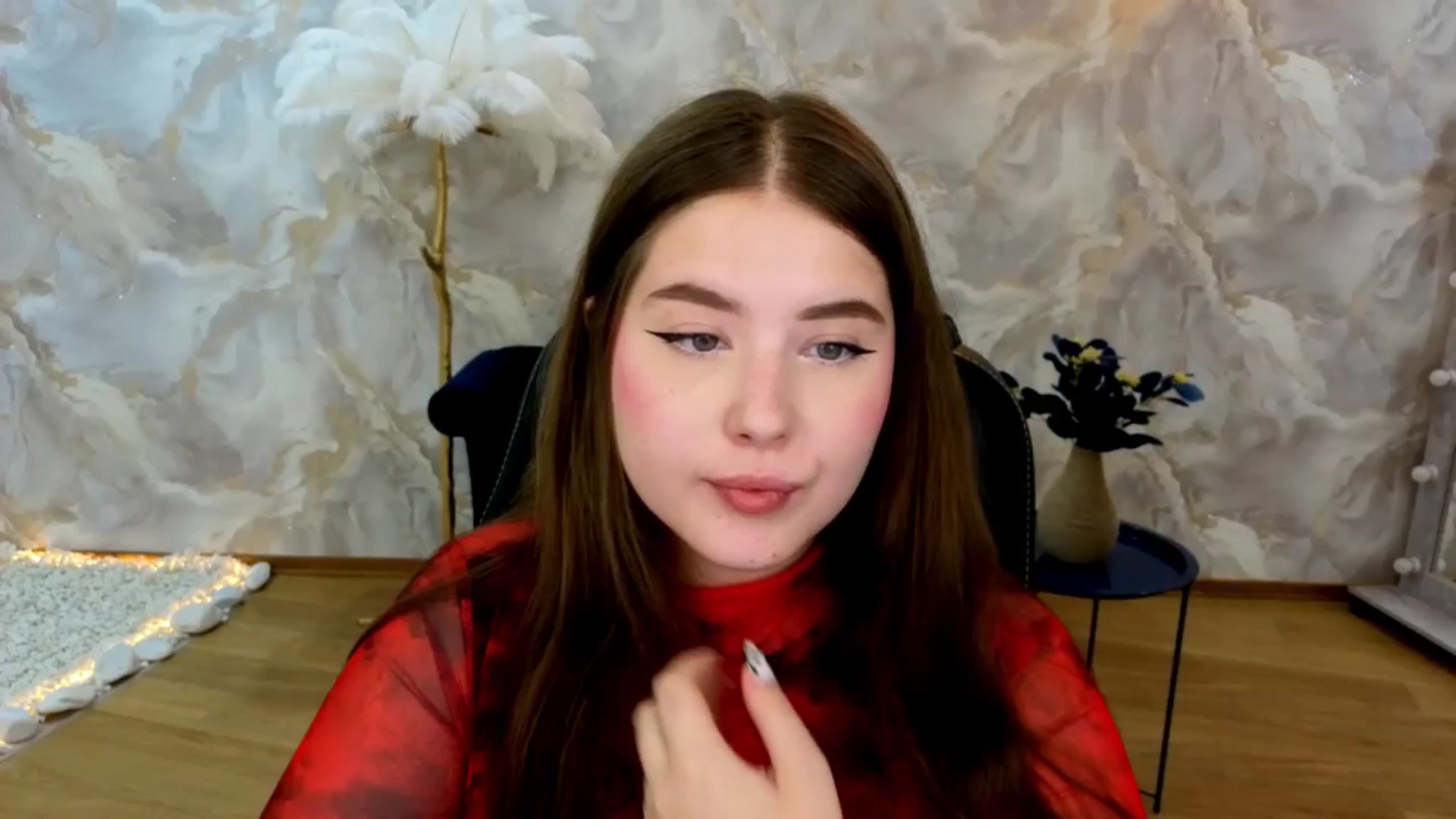 Gallery image thumbnail from AdmireMyEyes's myfreecams stream on, 08/23/2025, 19:07 image 5 of 20