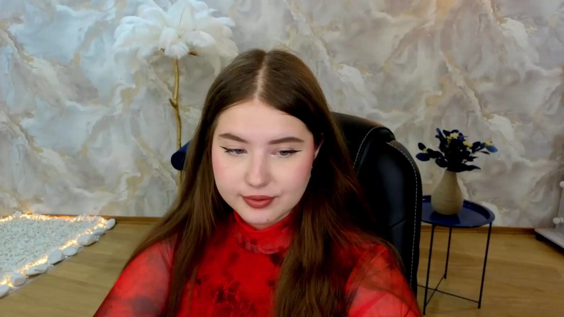 Gallery image thumbnail from AdmireMyEyes's myfreecams stream on, 08/23/2025, 20:50 image 4 of 20