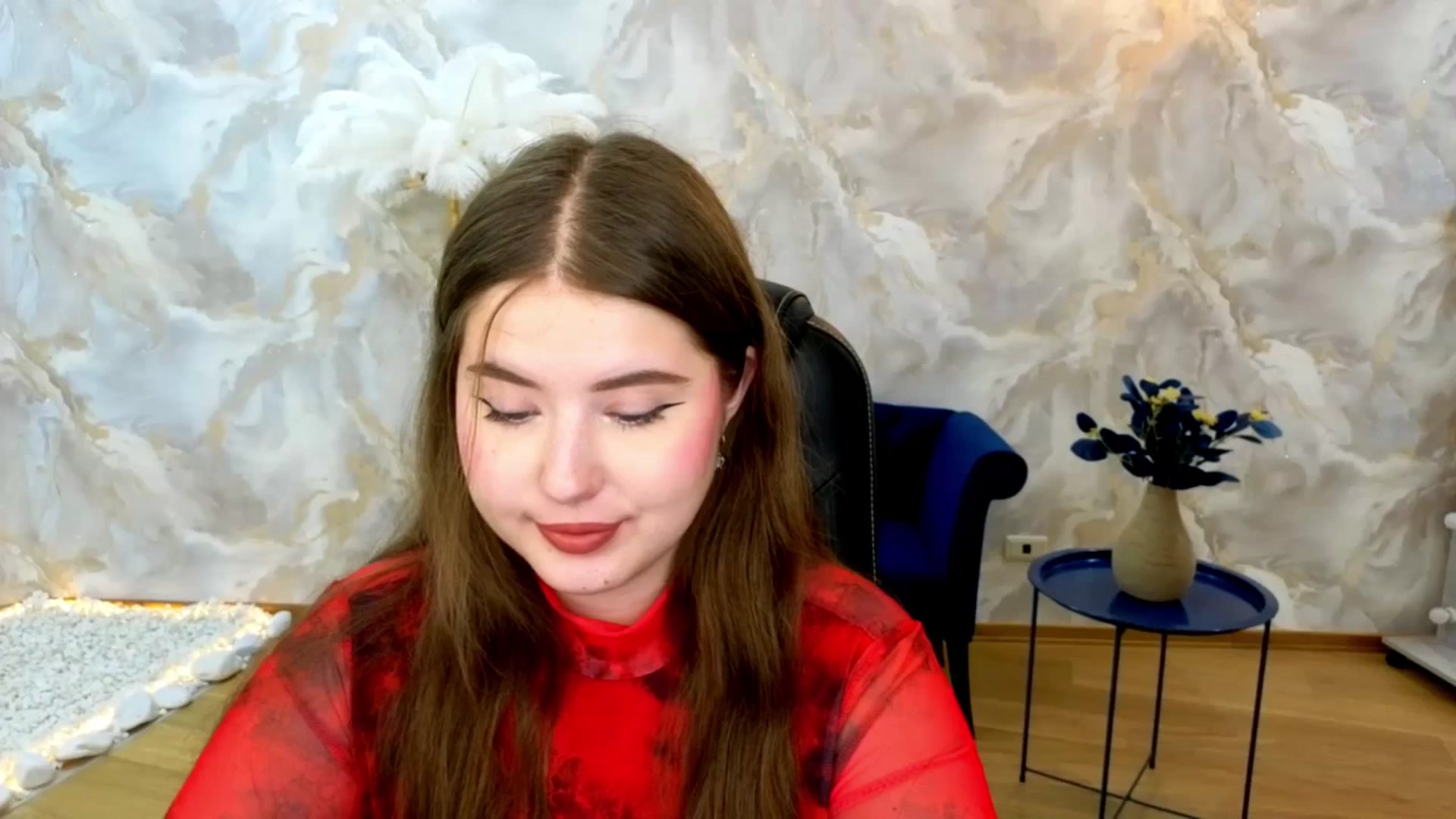 Gallery image thumbnail from AdmireMyEyes's myfreecams stream on, 08/23/2025, 21:48 image 3 of 20
