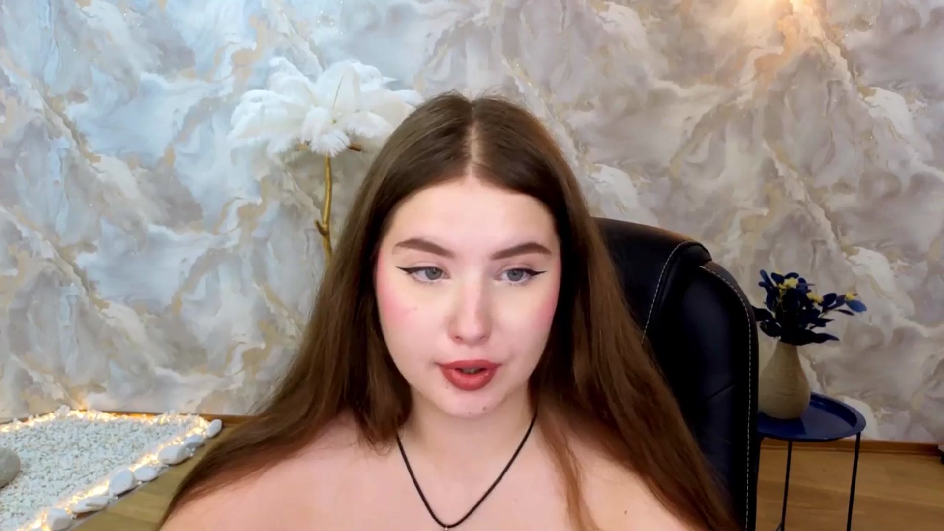 Gallery image thumbnail from AdmireMyEyes's myfreecams stream on, 08/24/2025, 24:29 image 20 of 20
