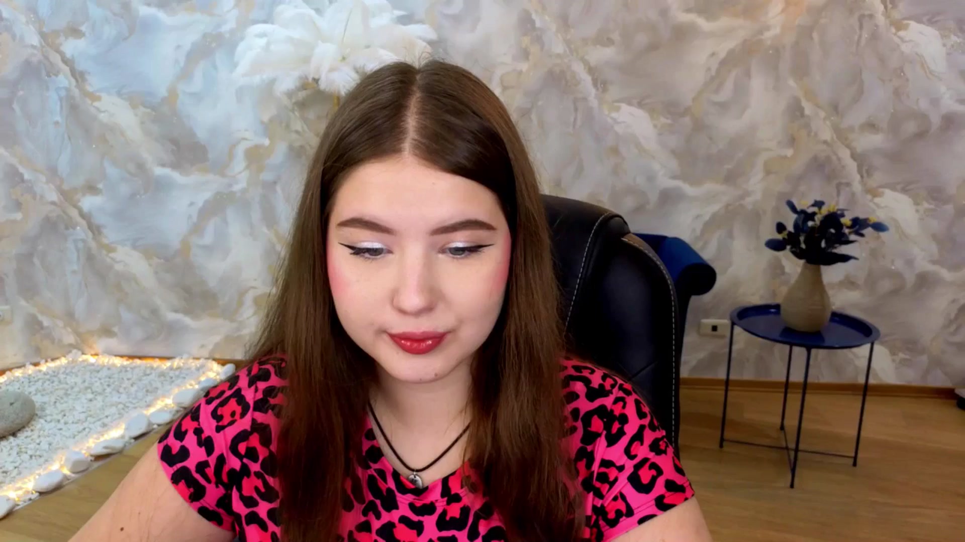 Gallery image thumbnail from AdmireMyEyes's myfreecams stream on, 08/24/2025, 18:33 image 20 of 20