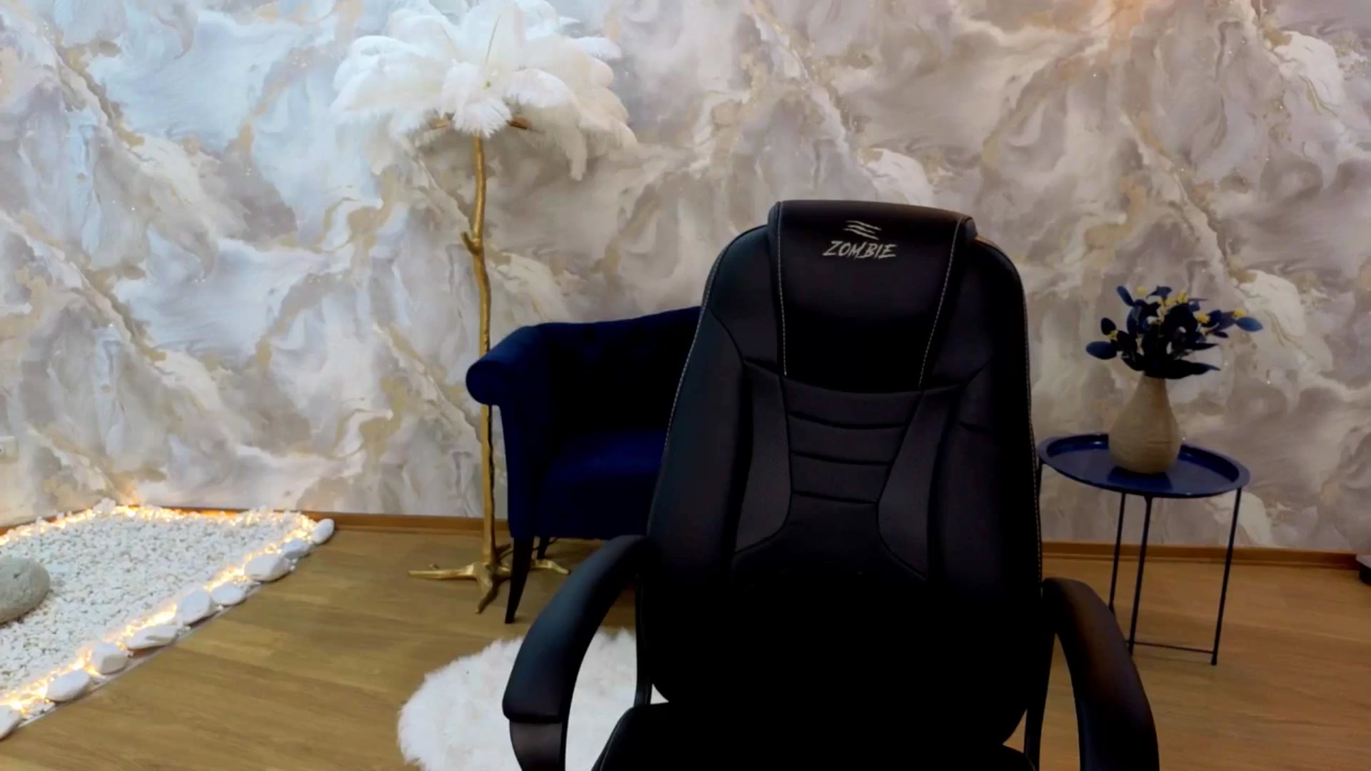 Gallery image thumbnail from AdmireMyEyes's myfreecams stream on, 08/24/2025, 18:55 image 17 of 20