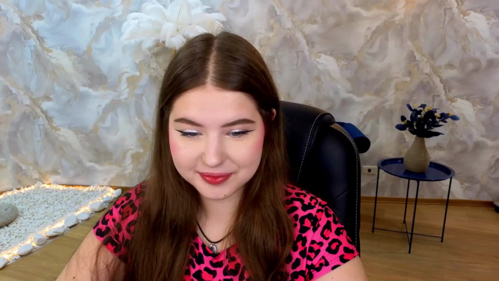 Gallery image thumbnail from AdmireMyEyes's myfreecams stream on, 08/24/2025, 18:55 image 15 of 20
