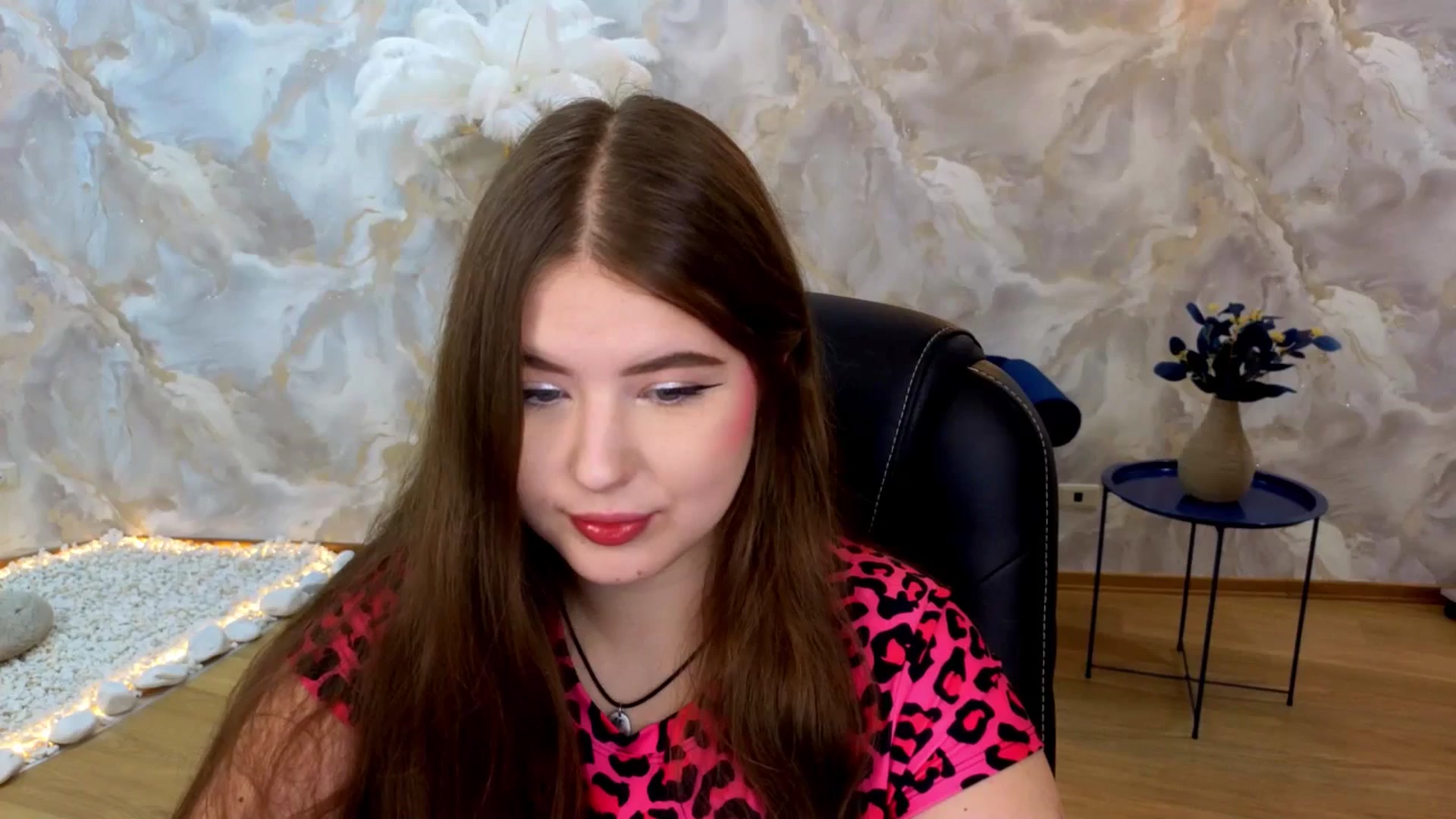 Gallery image thumbnail from AdmireMyEyes's myfreecams stream on, 08/24/2025, 18:55 image 13 of 20