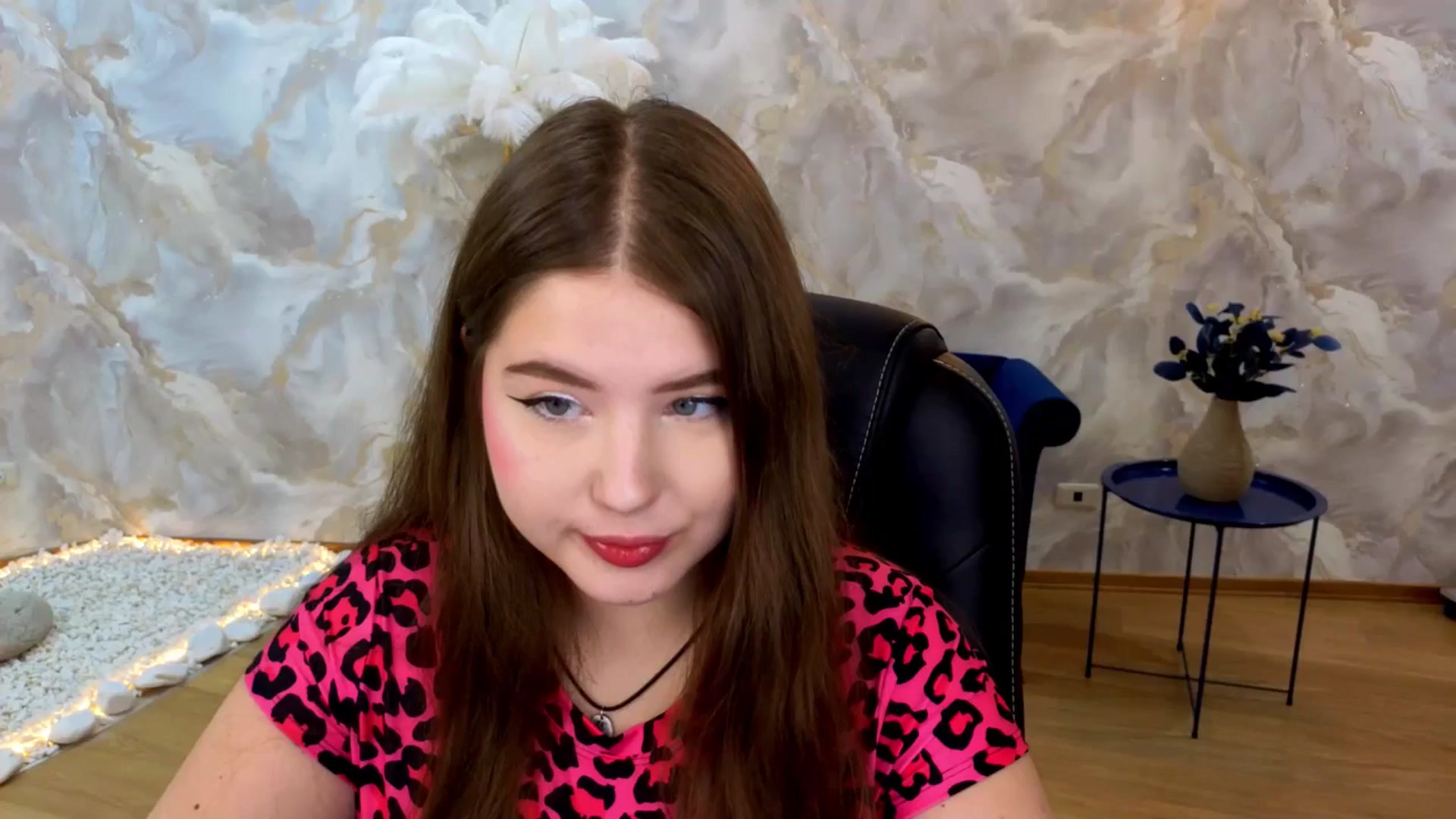 Gallery image thumbnail from AdmireMyEyes's myfreecams stream on, 08/24/2025, 18:55 image 5 of 20