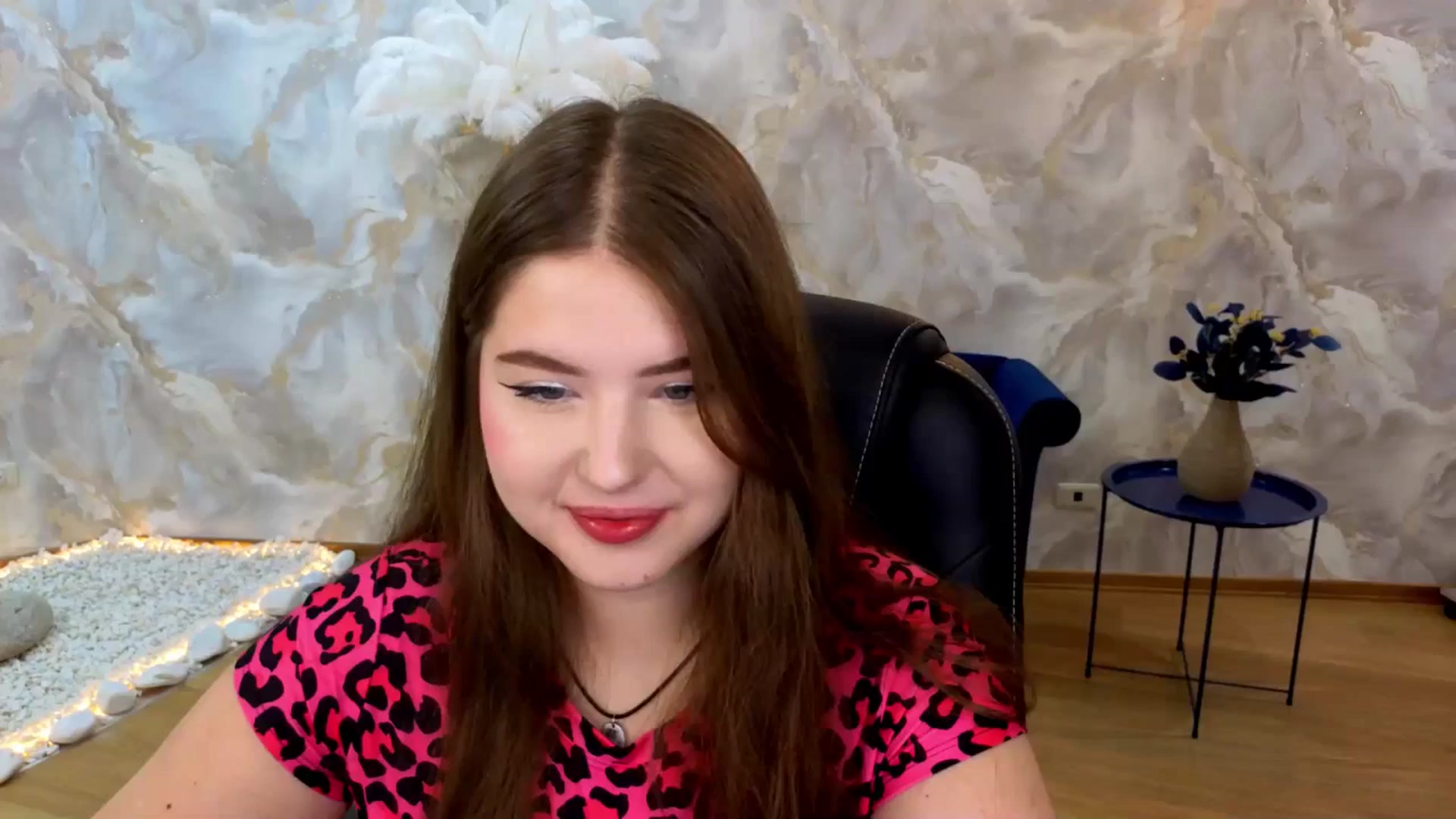 Gallery image thumbnail from AdmireMyEyes's myfreecams stream on, 08/24/2025, 18:55 image 10 of 20